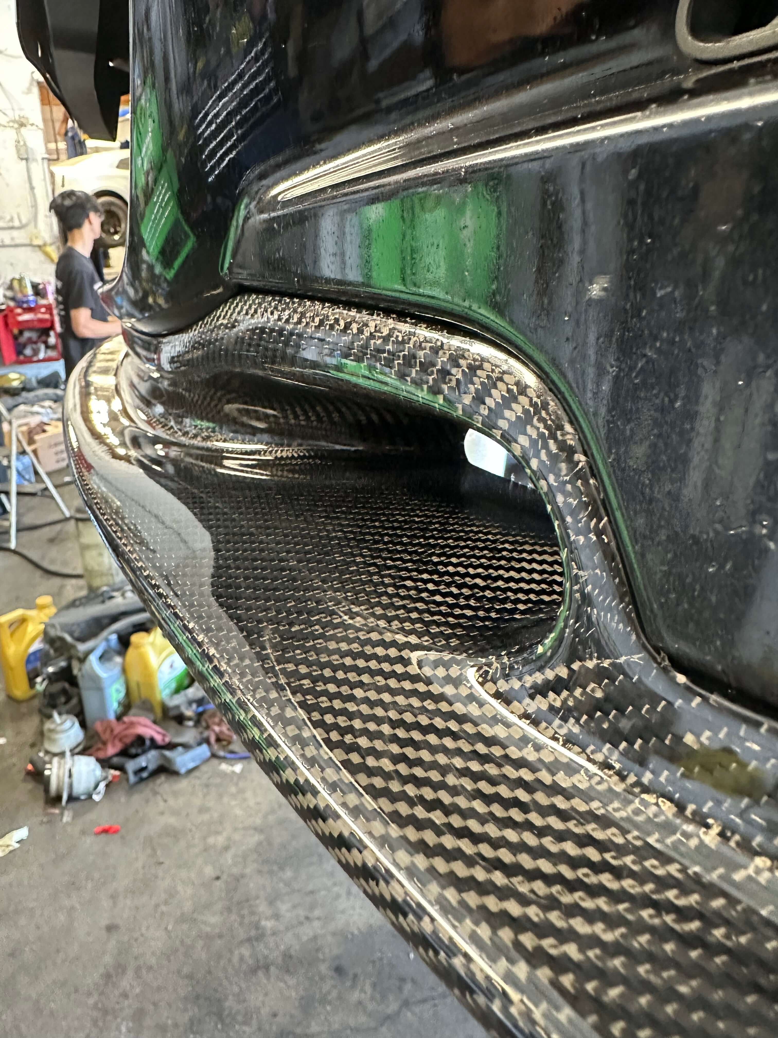 Carbon Fiber M Sport Front Bumper Lip for BMW F30 3 Series 2012-2019 V style.