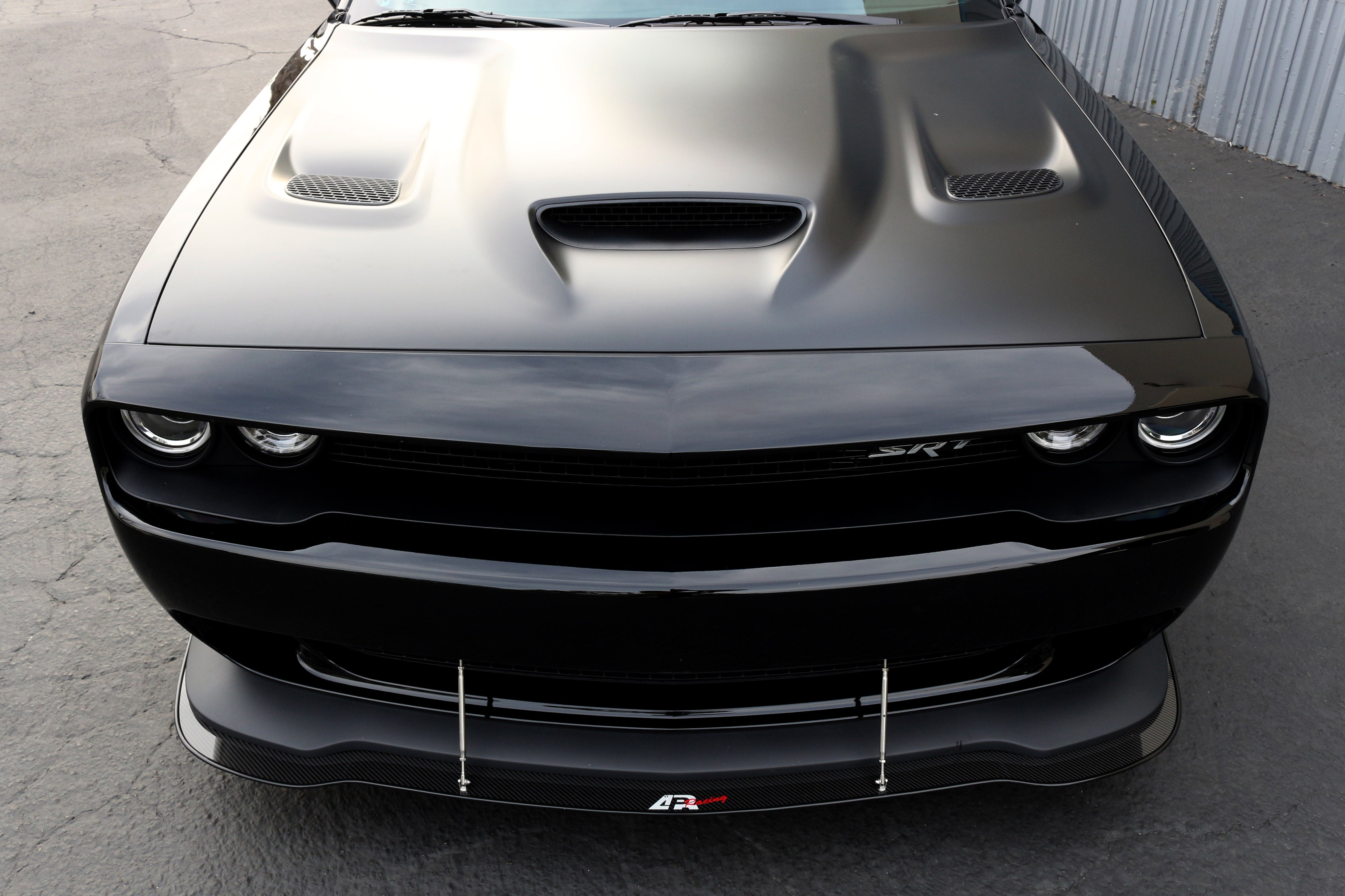 dodge-challenger-hellcat-front-wind-splitter-2015-2019
