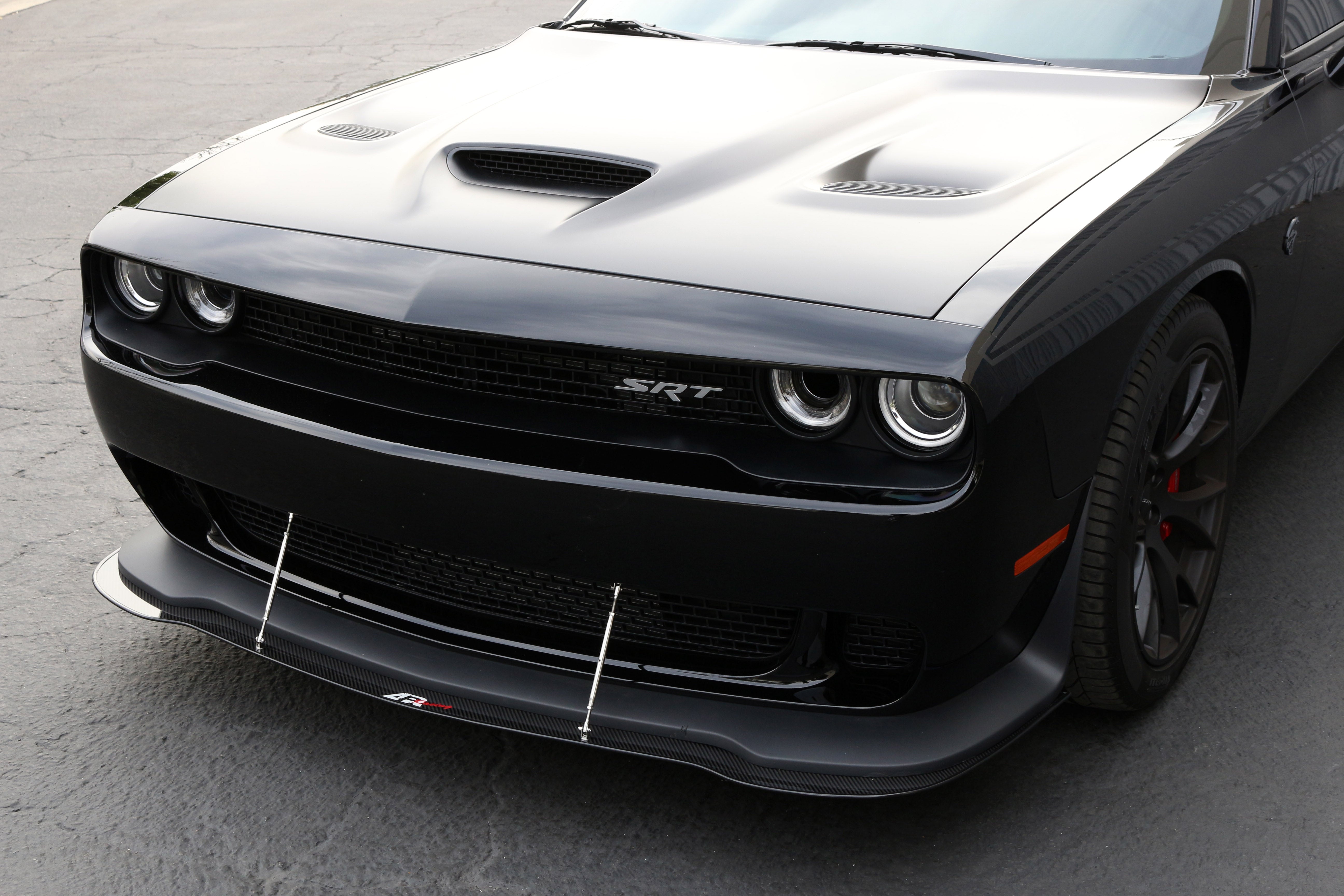 dodge-challenger-hellcat-front-wind-splitter-2015-2019