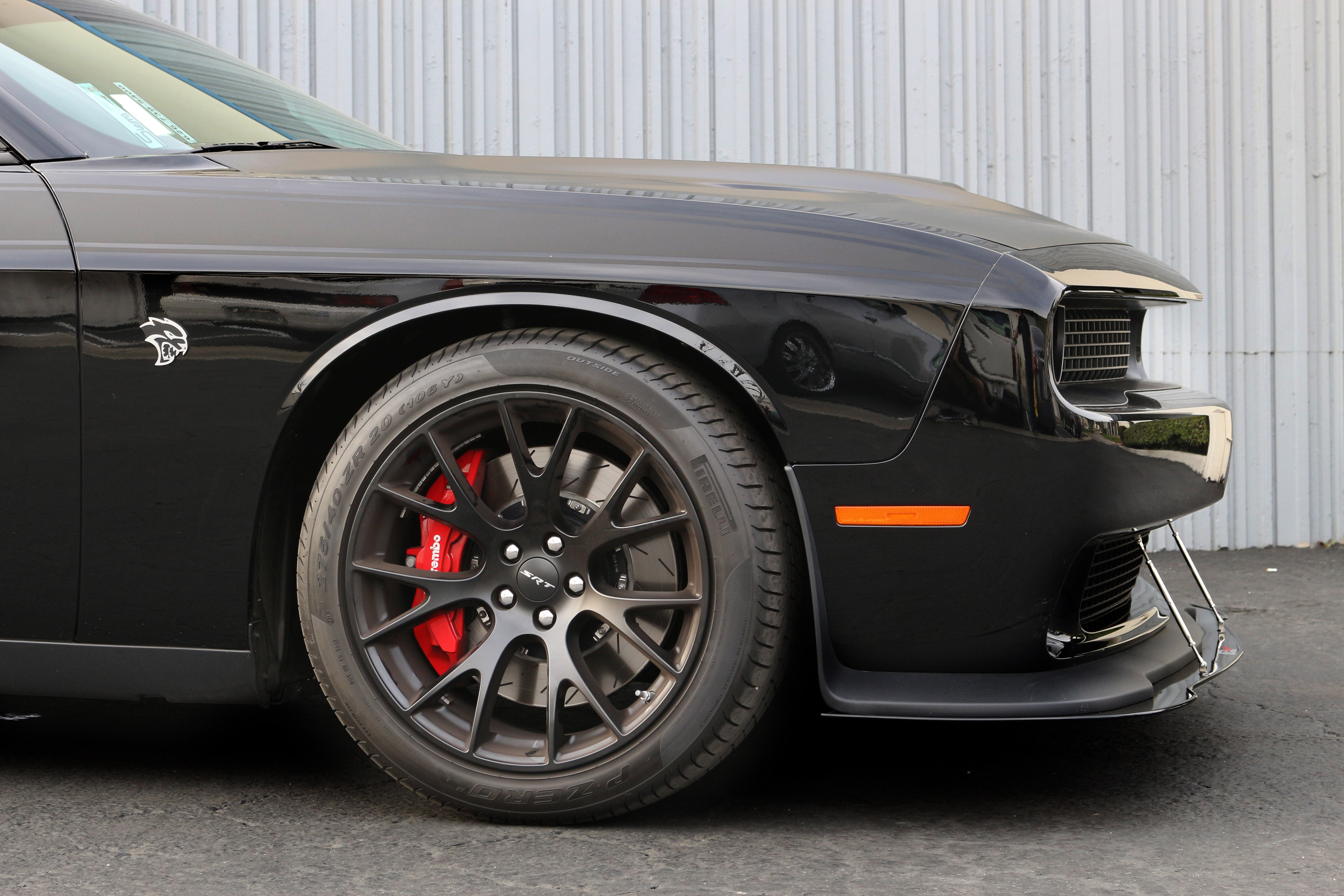 dodge-challenger-hellcat-front-wind-splitter-2015-2019