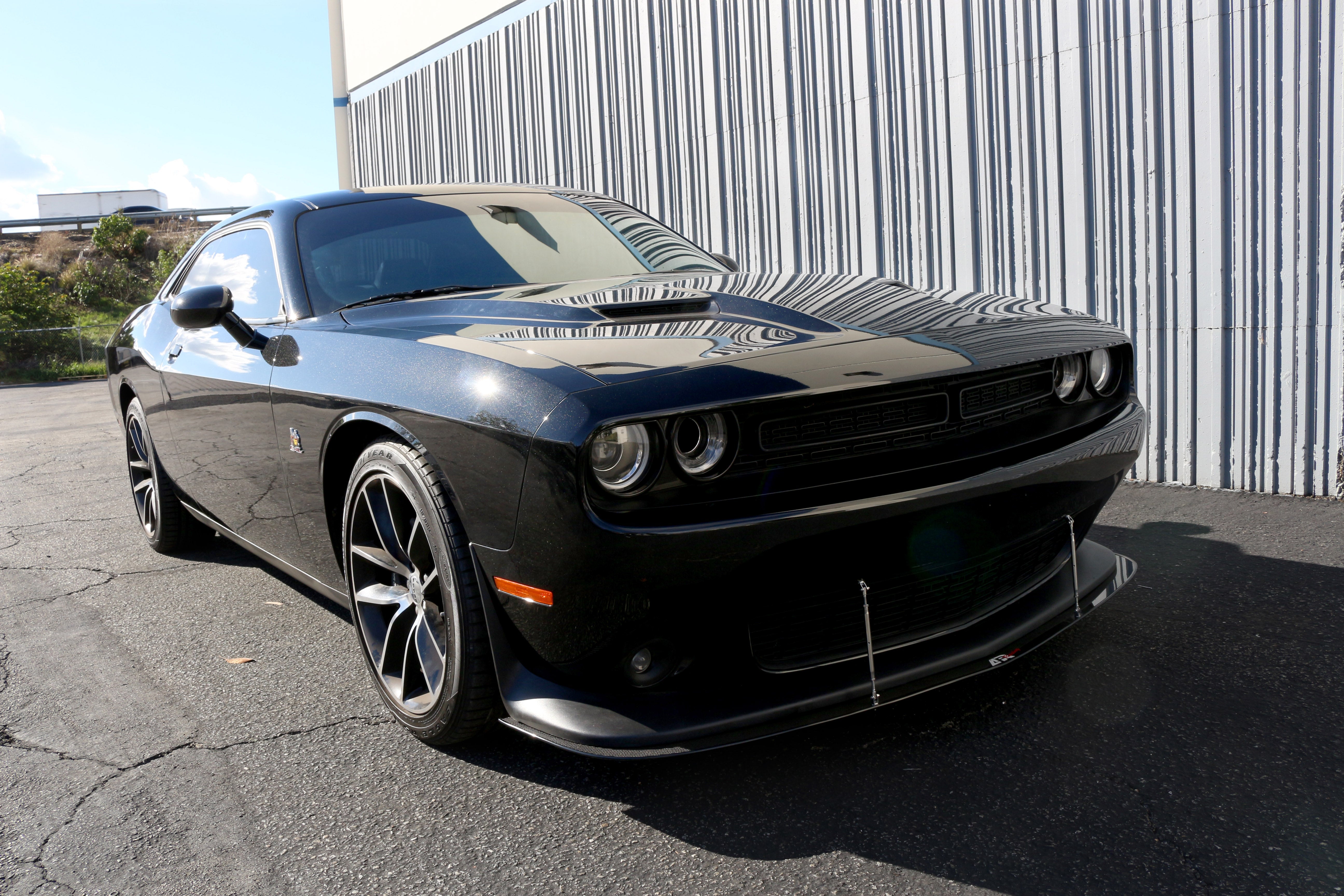 dodge-challenger-scat-pack-srt-front-wind-splitter-2015-2023