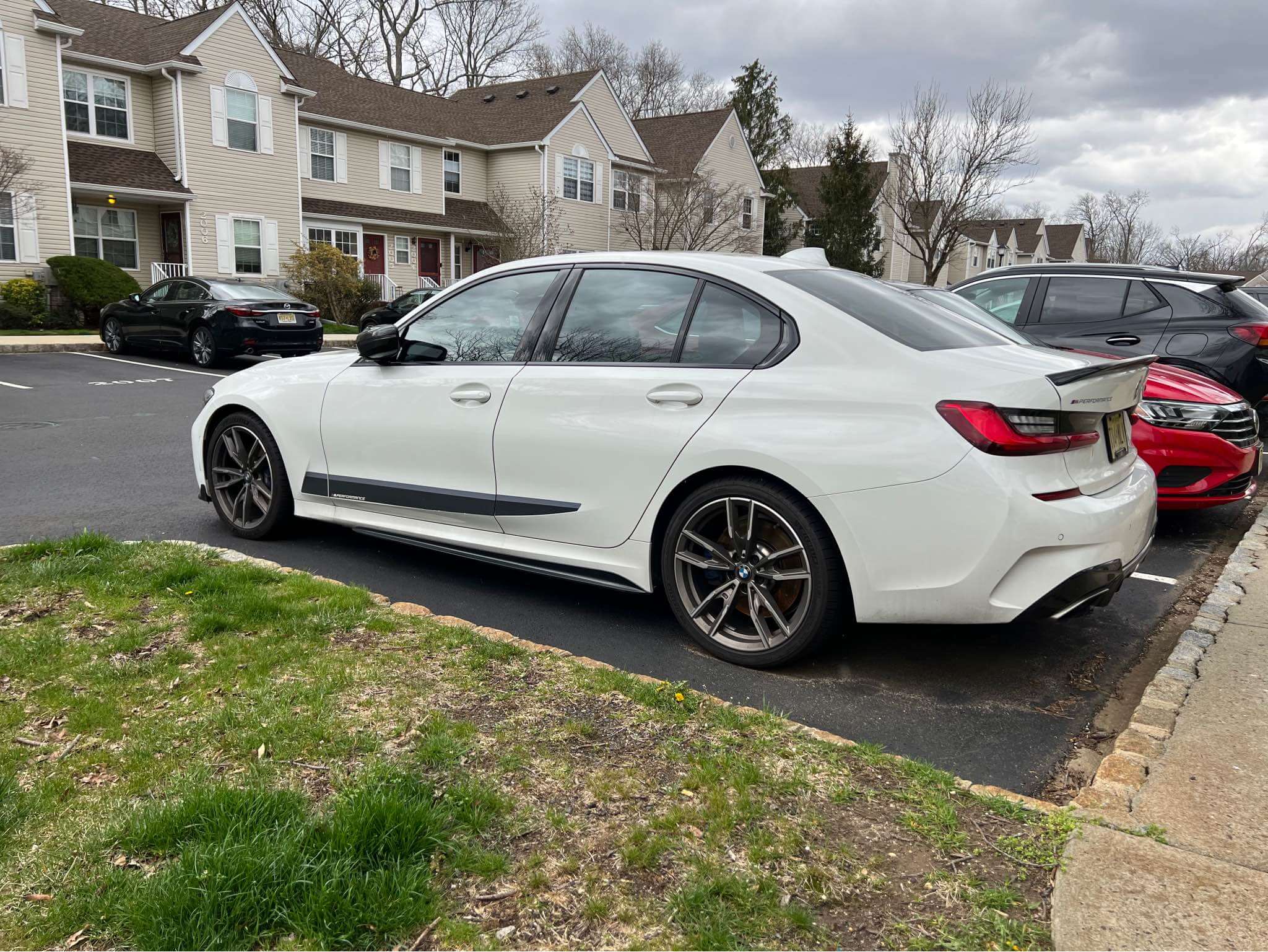 ABS Gloss Black aerodynamic Body Kit - BMW G20 Pre-LCI.