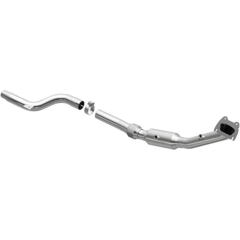 MagnaFlow Left Side Direct Fit Catalytic Converter 15-17 Chrysler 300 3.6L (4-Bolt Flange)