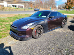 OEM Style Carbon Fiber Front Fender Replacment Set - Nissan GTR R35.