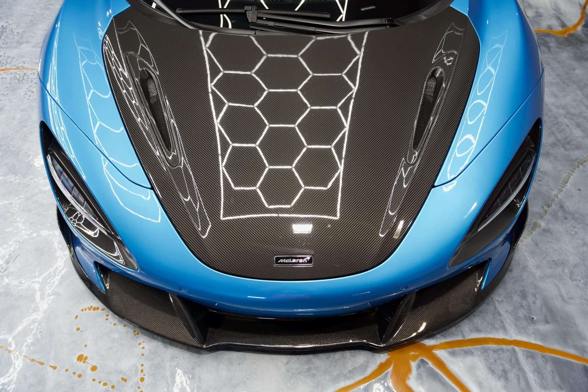 Dry Prepreg Carbon Fiber Front Lip - Mclaren 720s.