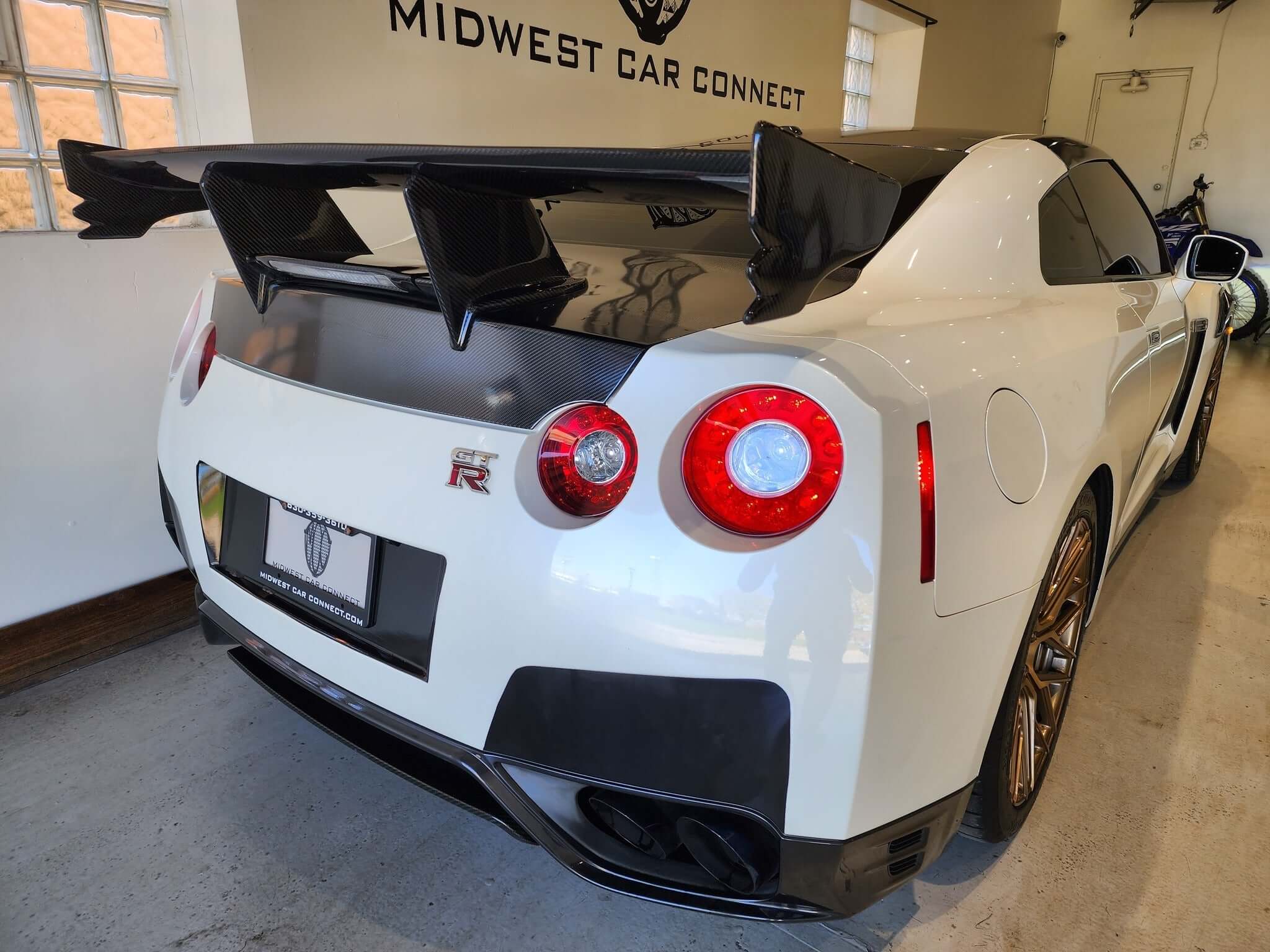 Carbon Fiber Rear Spoiler Wing N-Style - Nissan GTR R35.