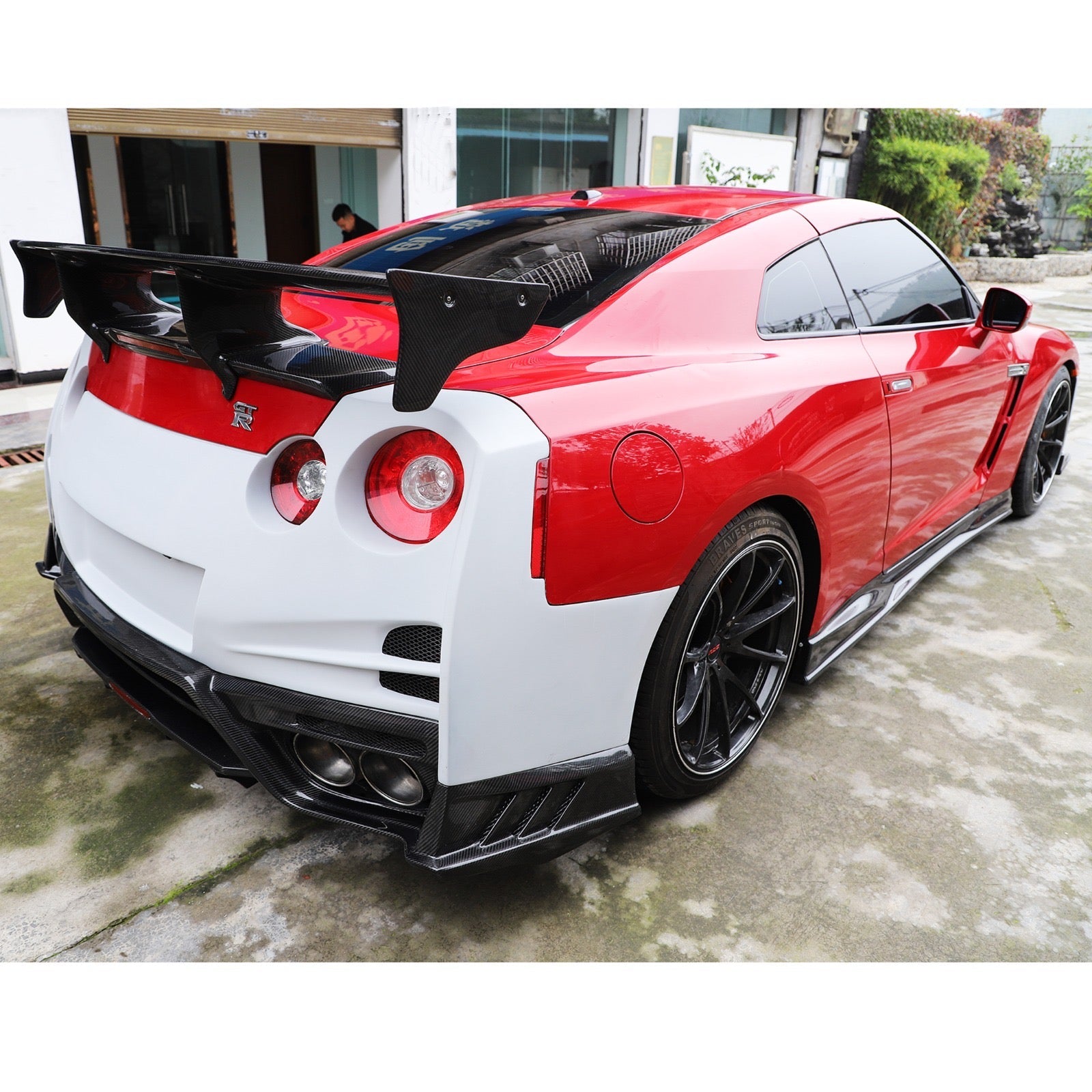 TS Style Full Carbon Body Aero Kit - Nissan GTR R35.