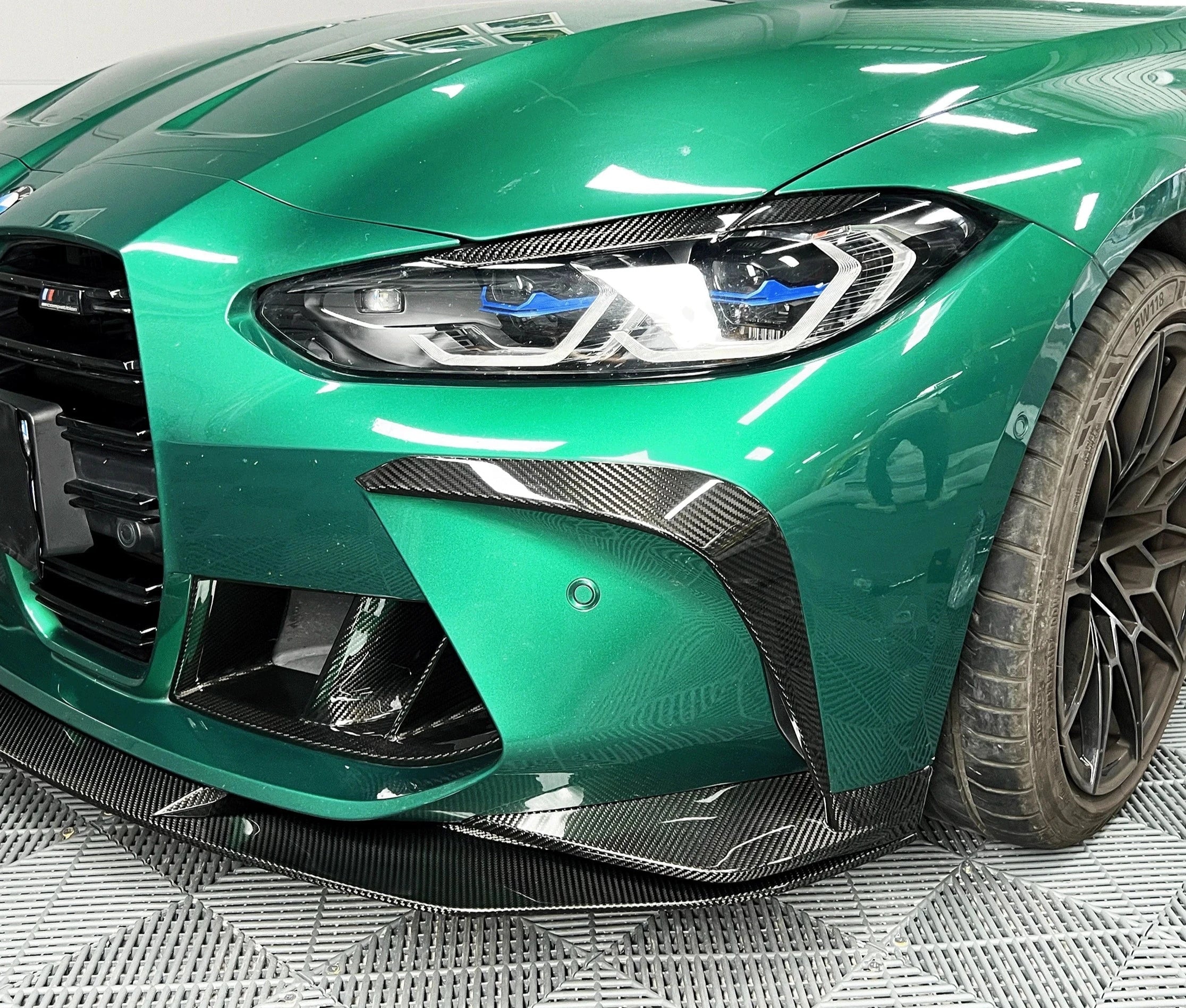 Carbon Fiber Headlight eyebrows - BMW M3 G80 G81 M4 G82 G83.