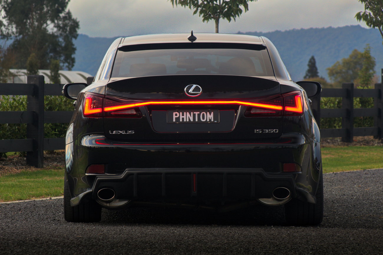 LED Tail lights w/ Trunk Bar Light - Lexus IS250 IS350.