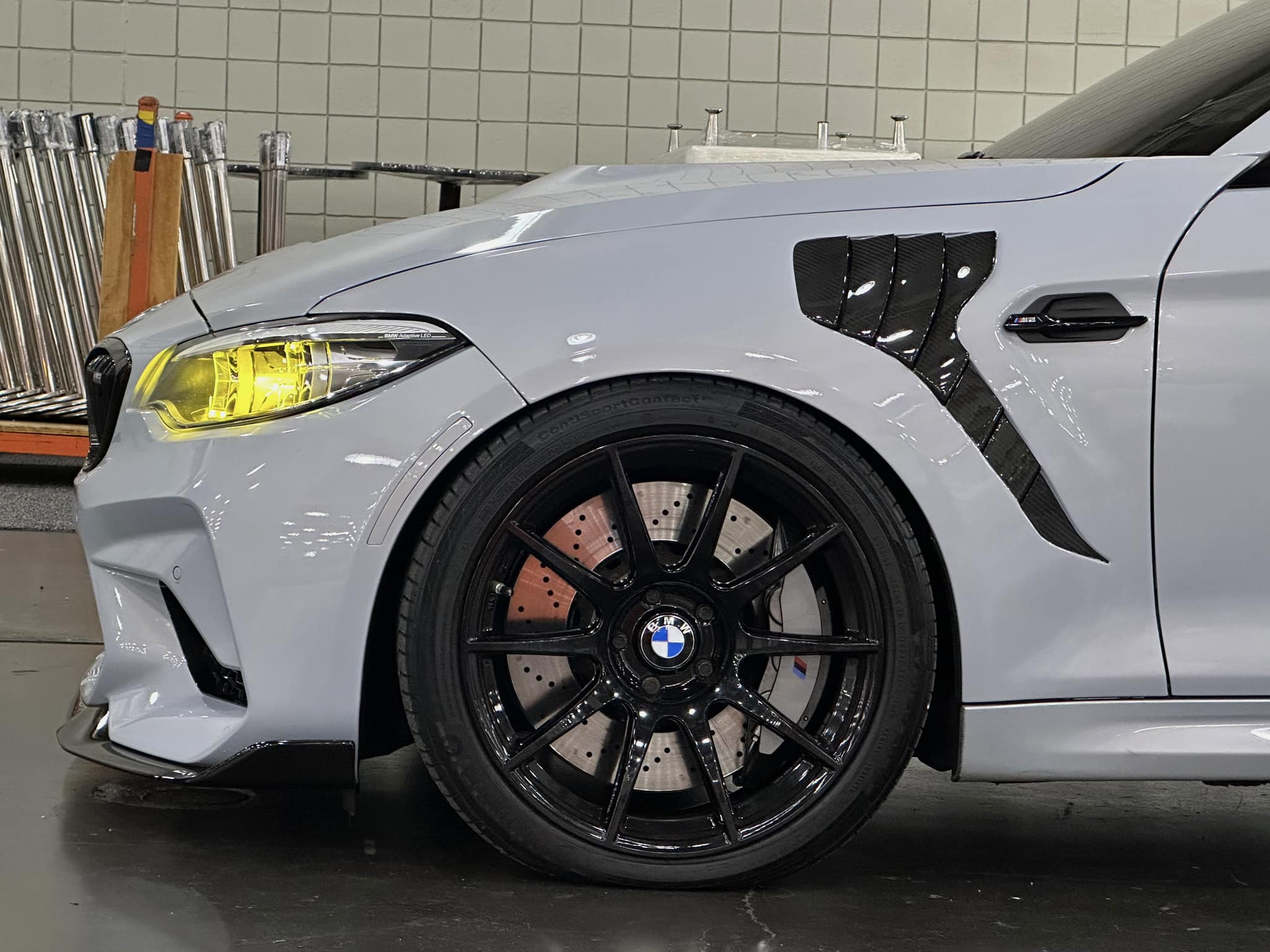 Carbon Fiber Vented Front Fenders - BMW F87 M2 & M2C.