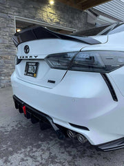 ABS Gloss Black Front Lip & Rear Diffuser w/ LED - Toyota Camry.