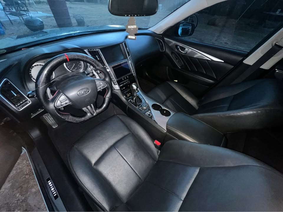 Carbon Fiber Steering Wheel w/ Heated - INFINITI Q50 QX50 2013-17.