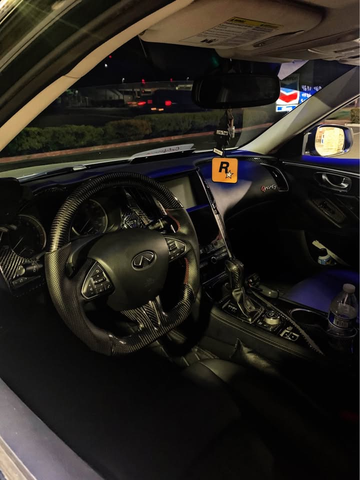 Carbon Fiber Steering Wheel w/ Heated - INFINITI Q50 QX50 2013-17.