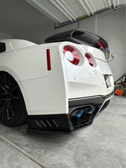 Carbon Fiber Rear diffuser Corner Spats - Nissan GTR R35.