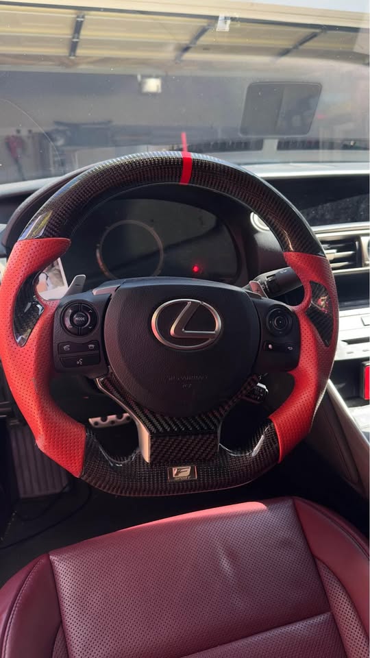 Full Custom Steering Wheel - Lexus IS/RC [2016+].