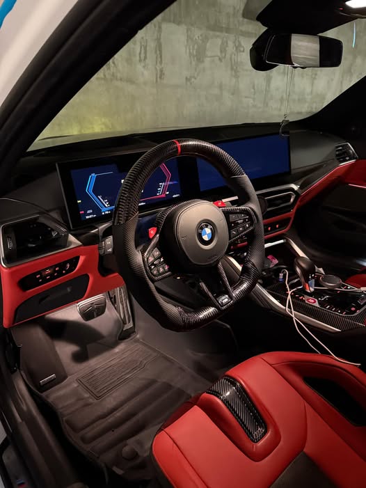 2025 LCI Steering Wheel w/ Carbon Fiber Trim Complete Replacement- BMW G Chassis.