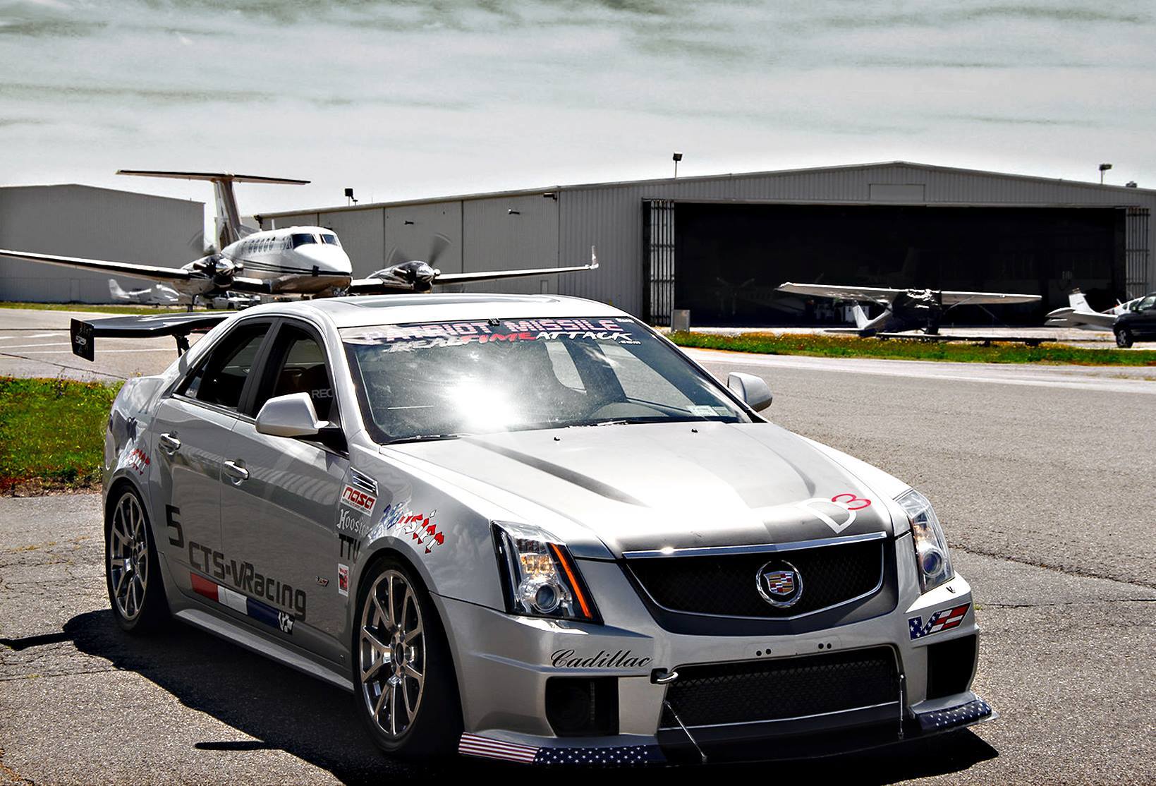 cadillac-cts-v-sedan-gtc-500-adjustable-wing-2008-2015