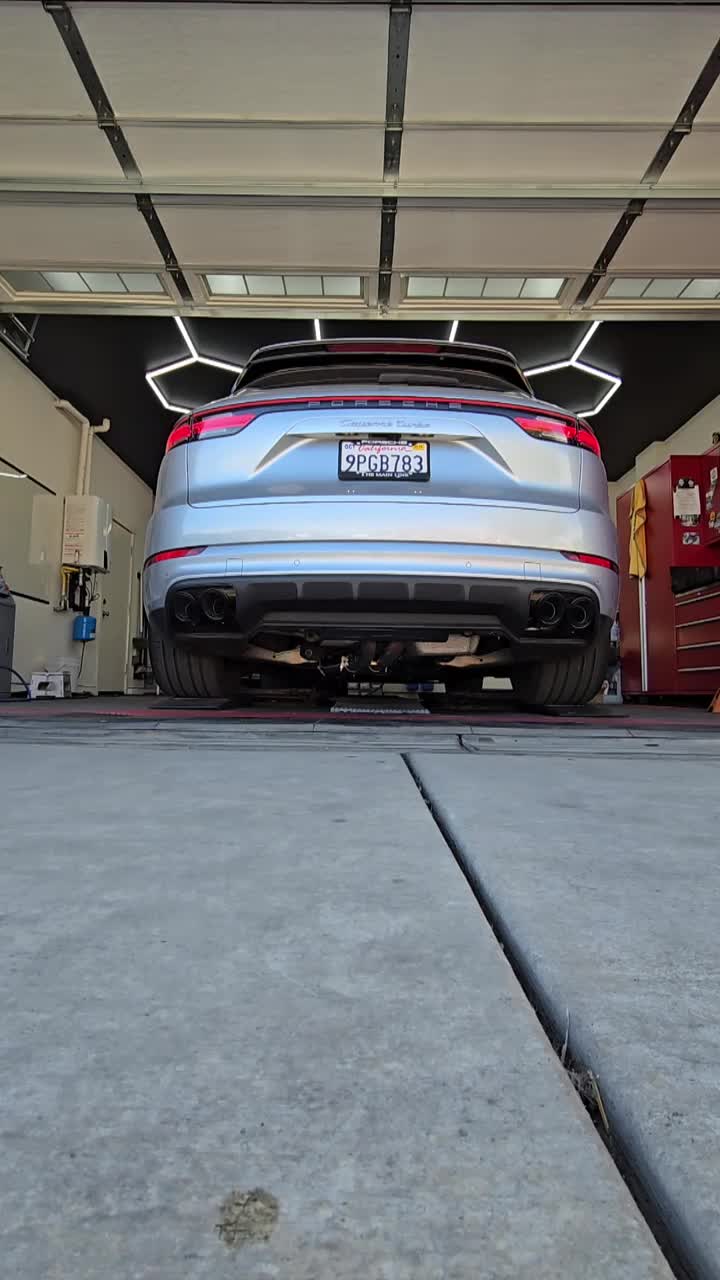 Valved Cat Back Muffler Exhaust System - Porsche Cayenne Turbo 4.0T.