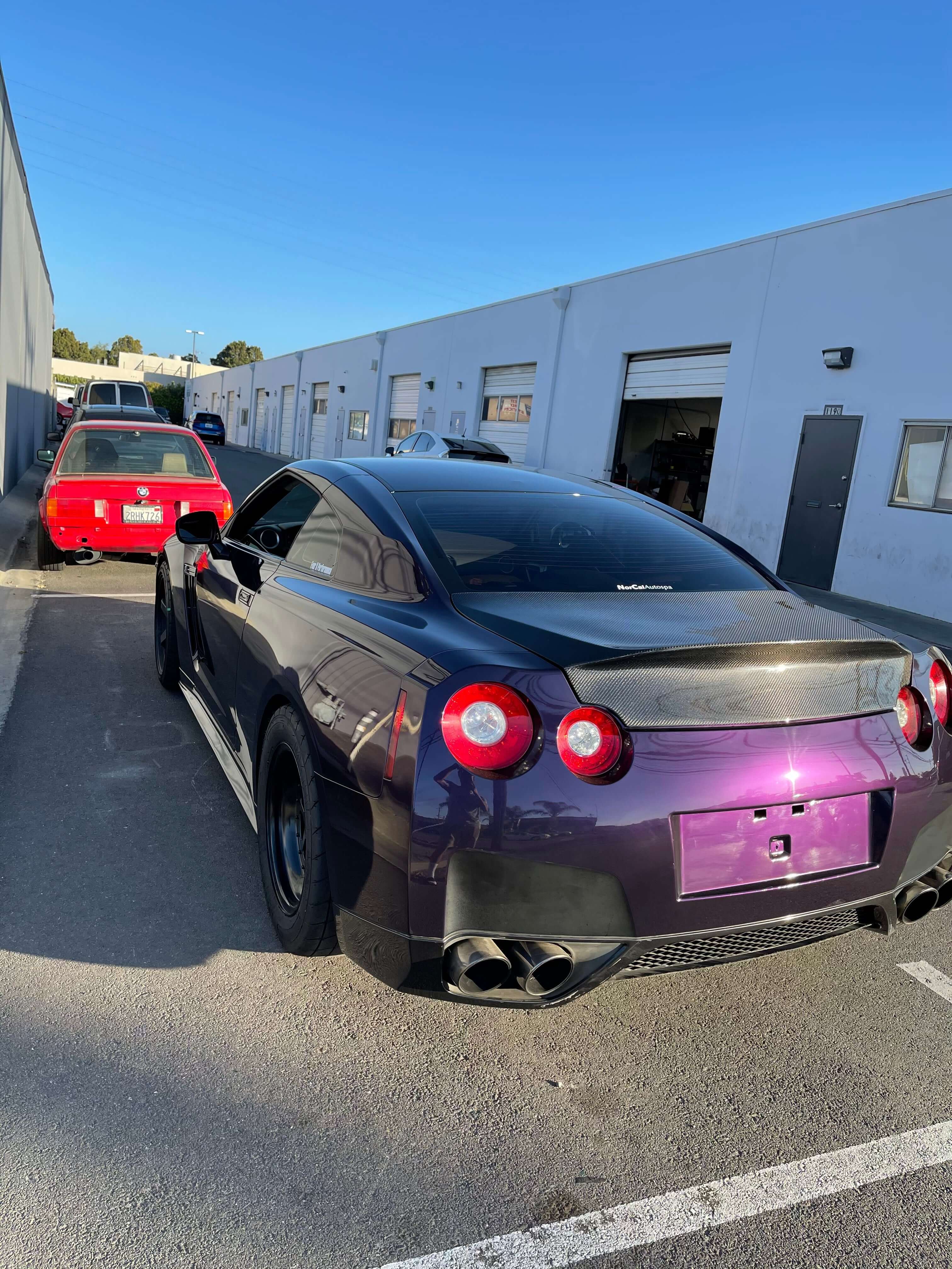 Carbon Fiber Duckbill Trunk - Nissan GTR R35.