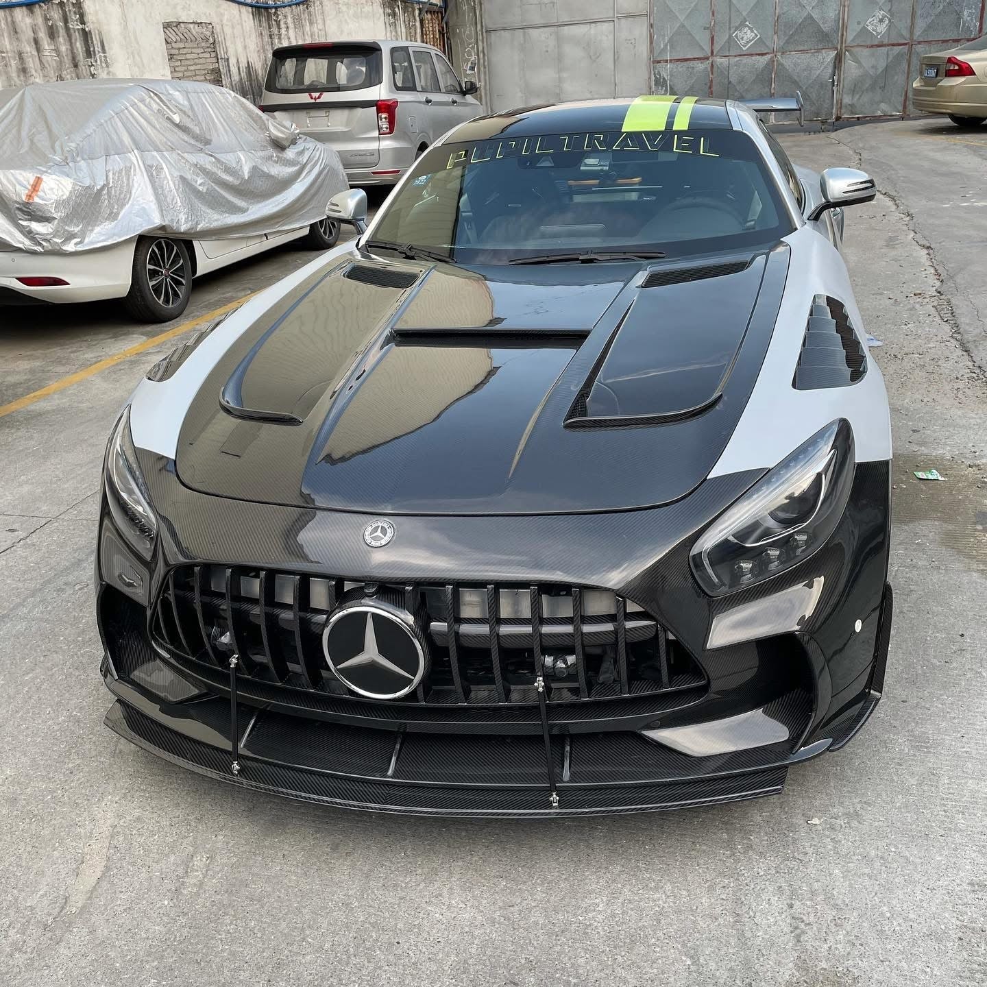 Carbon fiber Black Series Style Hood - Mercedes AMG GT/GTS/GTC/GTR.
