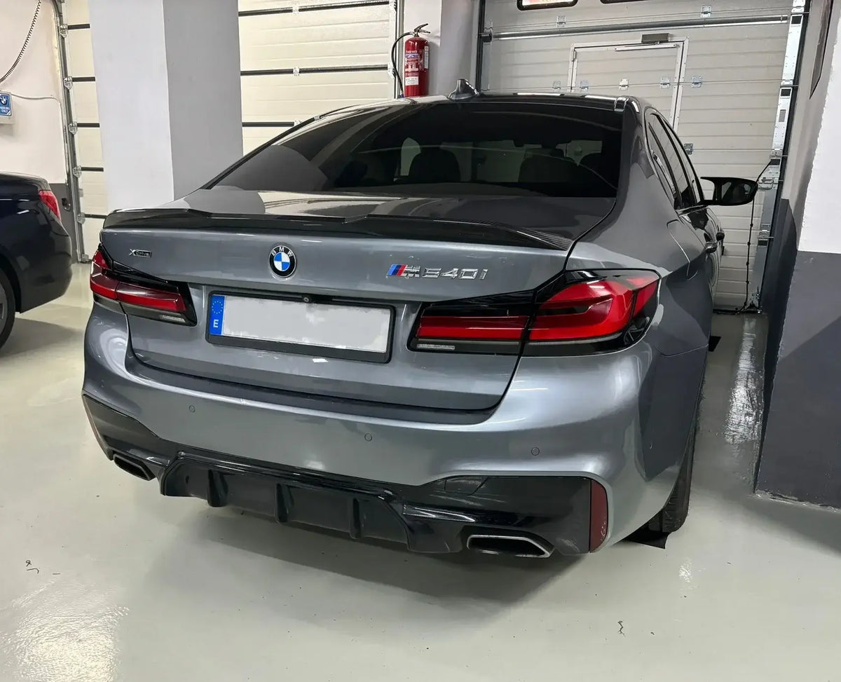 LCI OLED Rear Taillights - BMW F90 M5 & G30 5 Series.