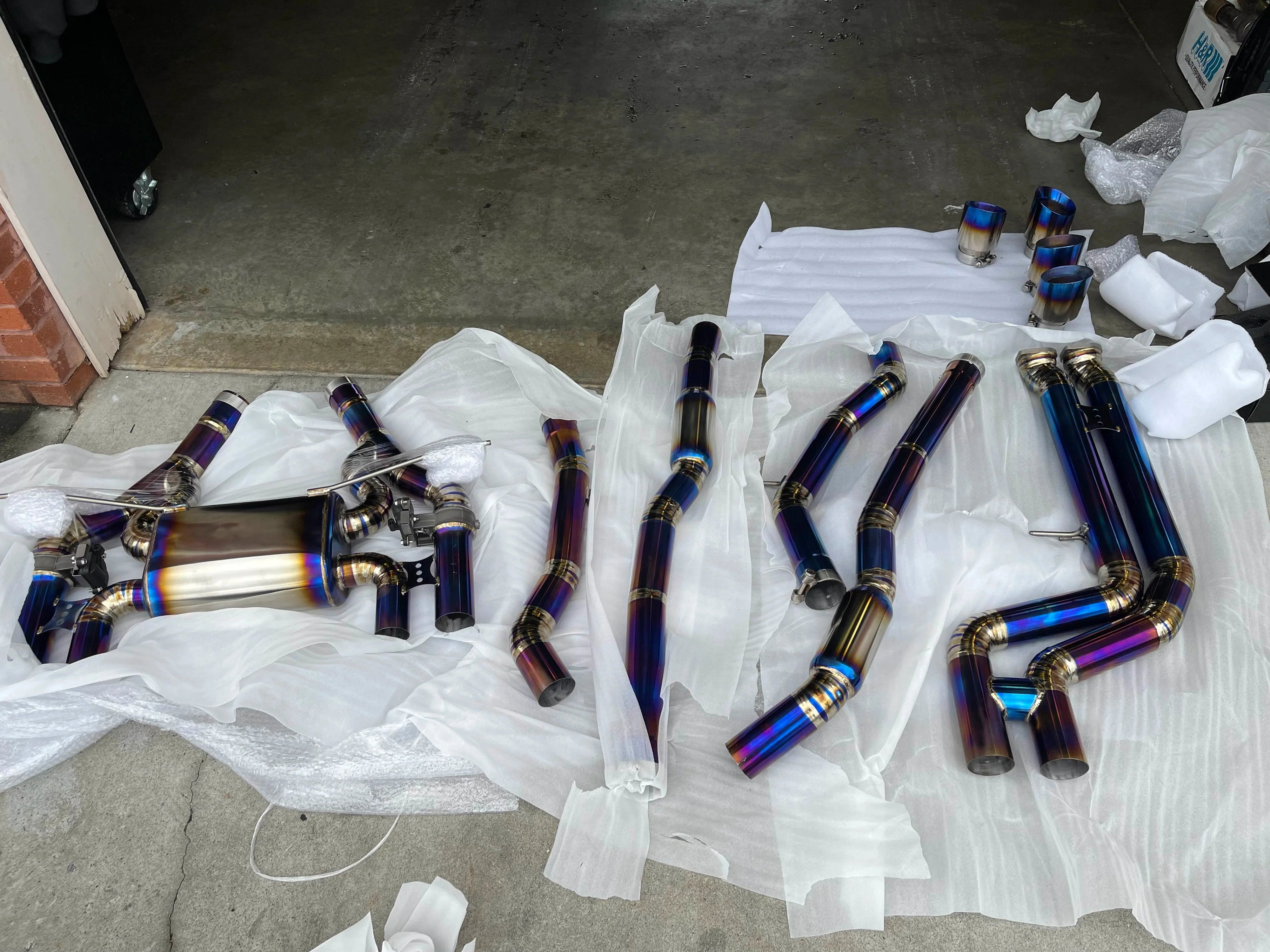 Titanium Valved Exhaust for S55 - BMW F80/82 M3 M4.