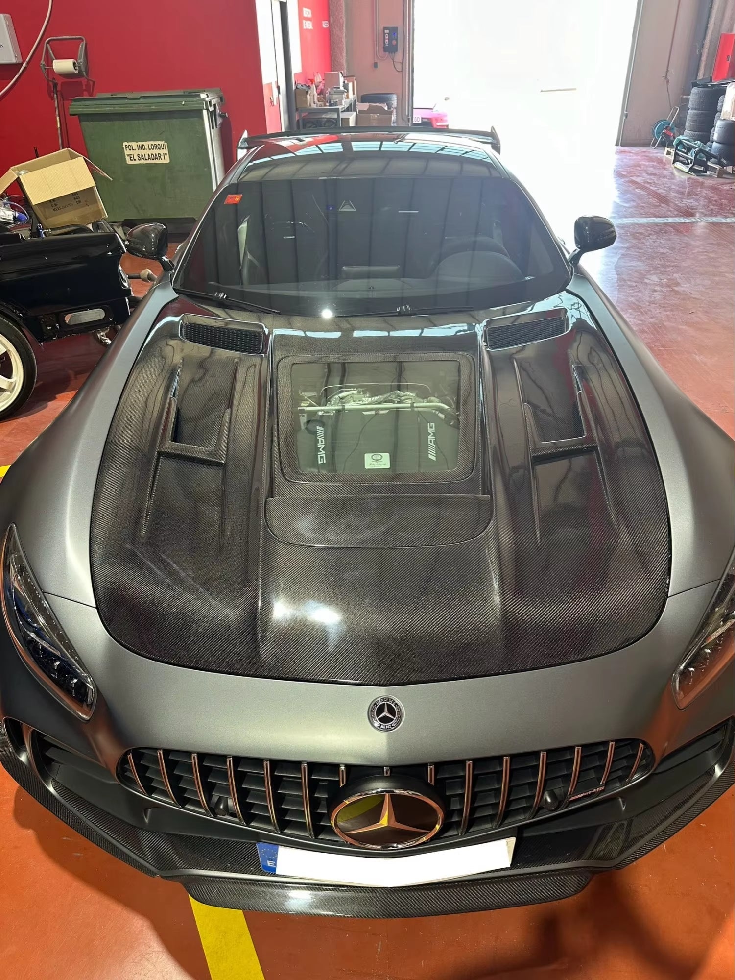 Carbon Fiber Vented Hood W/ Transparent Window - Mercedes GT/GTR/GTS/GTC.