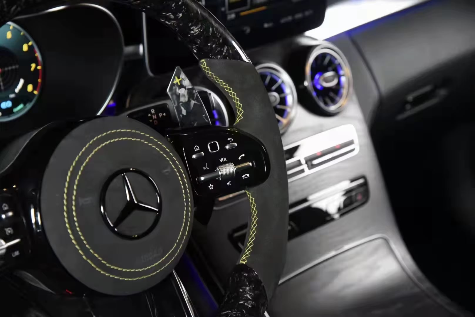 Full Custom Steering Wheel - Mercedes Benz 2020-2021.