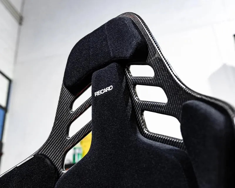Recaro Podium CFRP Driver Seat.