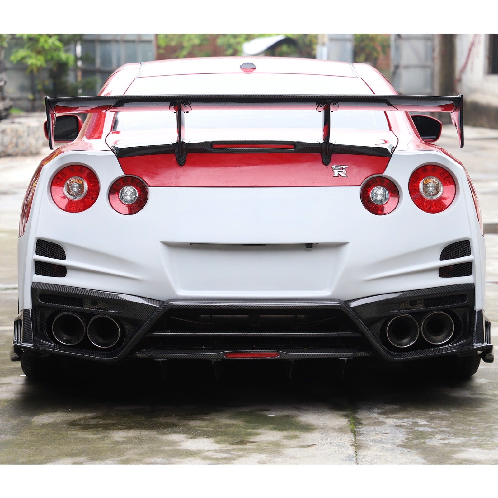 TS Style Full Carbon Body Aero Kit - Nissan GTR R35.