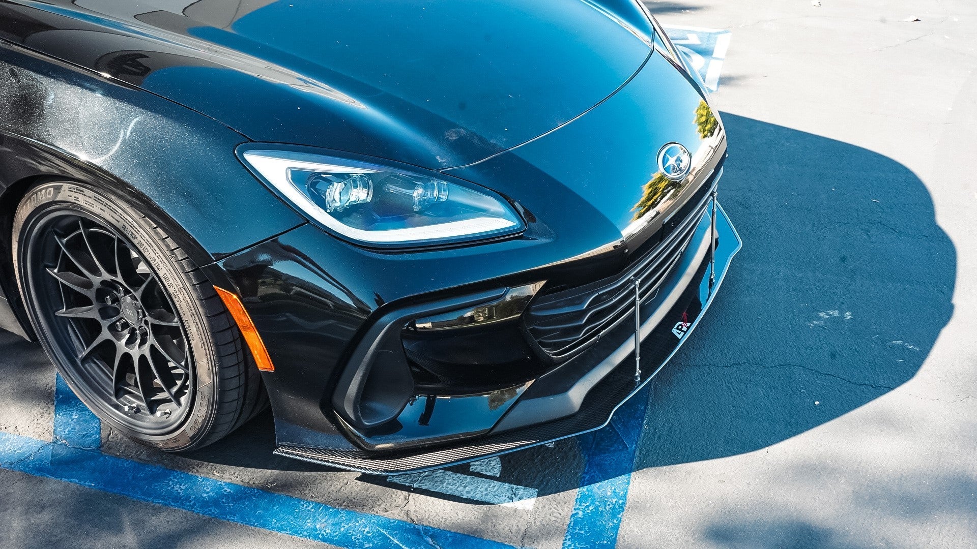 apr-performace-carbon-fiber-wind-splitter-with-rods-subaru-brz-2022