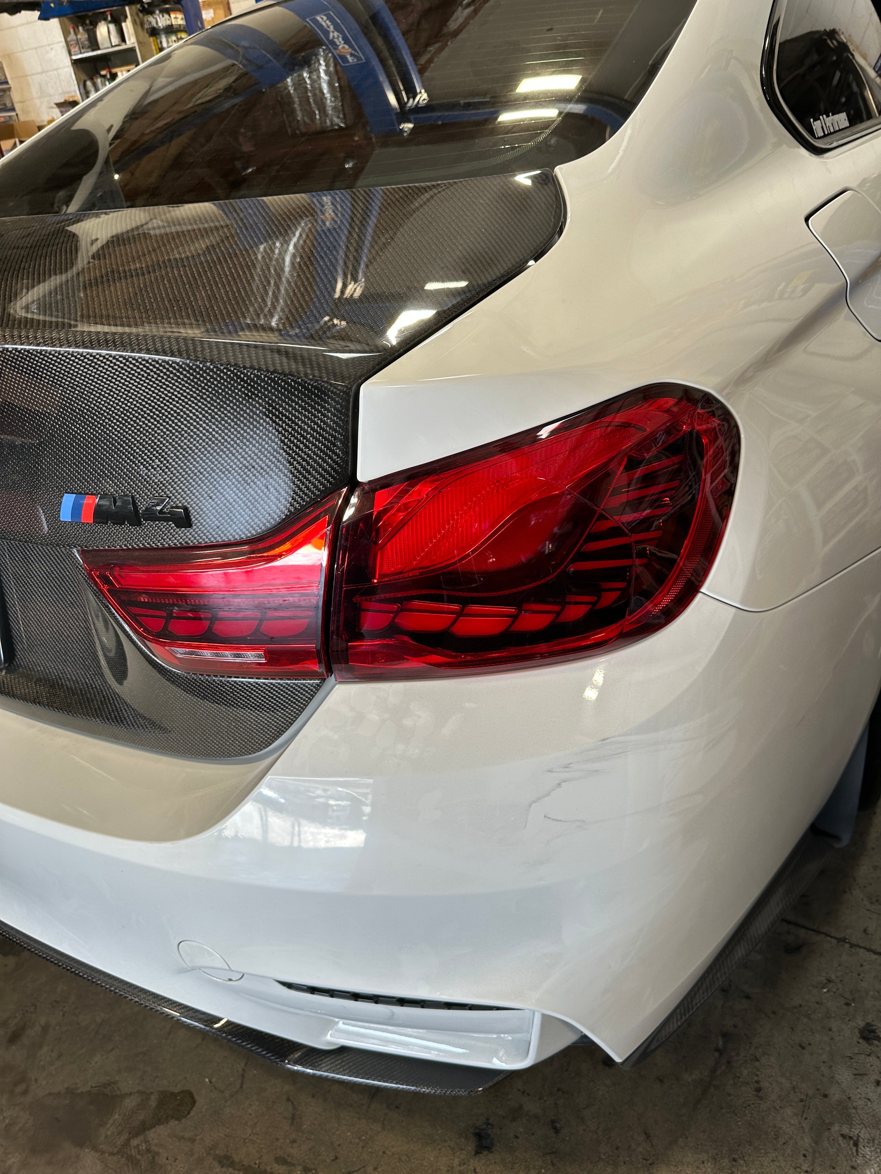 CSL Style Carbon Fiber Rear Trunk - BMW F82 M4.