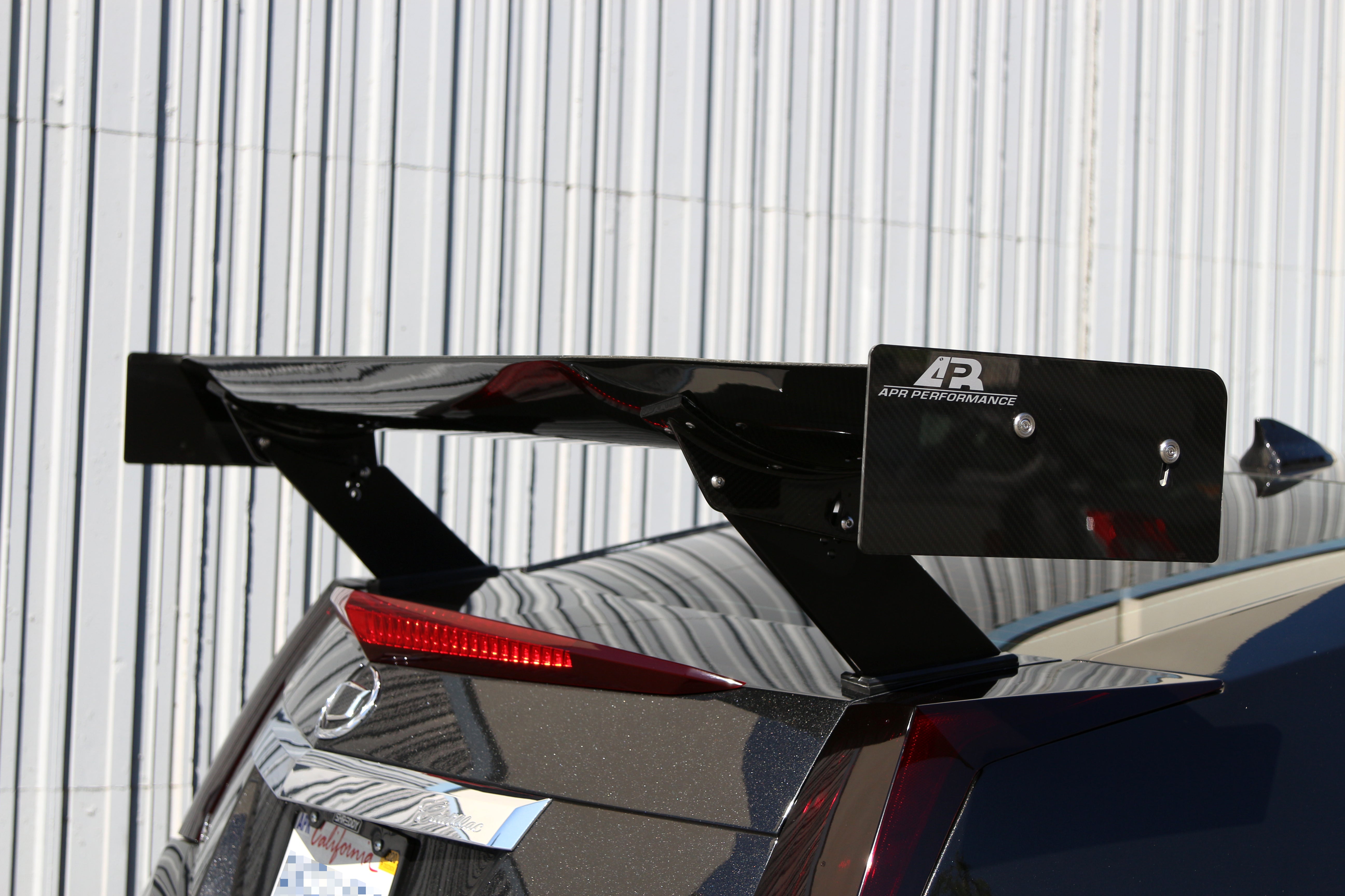 cadillac-cts-v-coupe-gtc-500-adjustable-wing-2011-2015