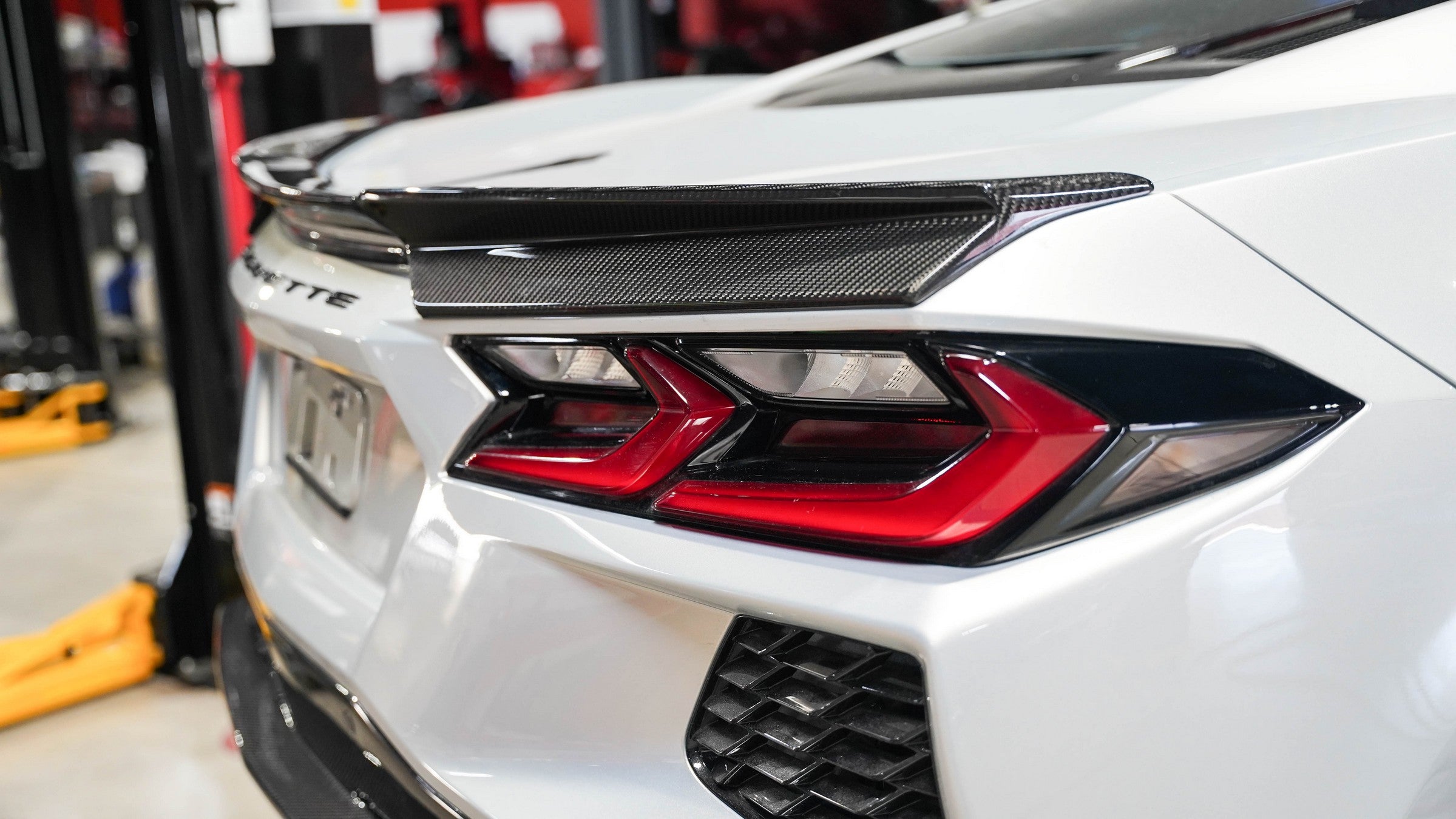 chevrolet-corvette-c8-rear-spoiler-delete-2020-up