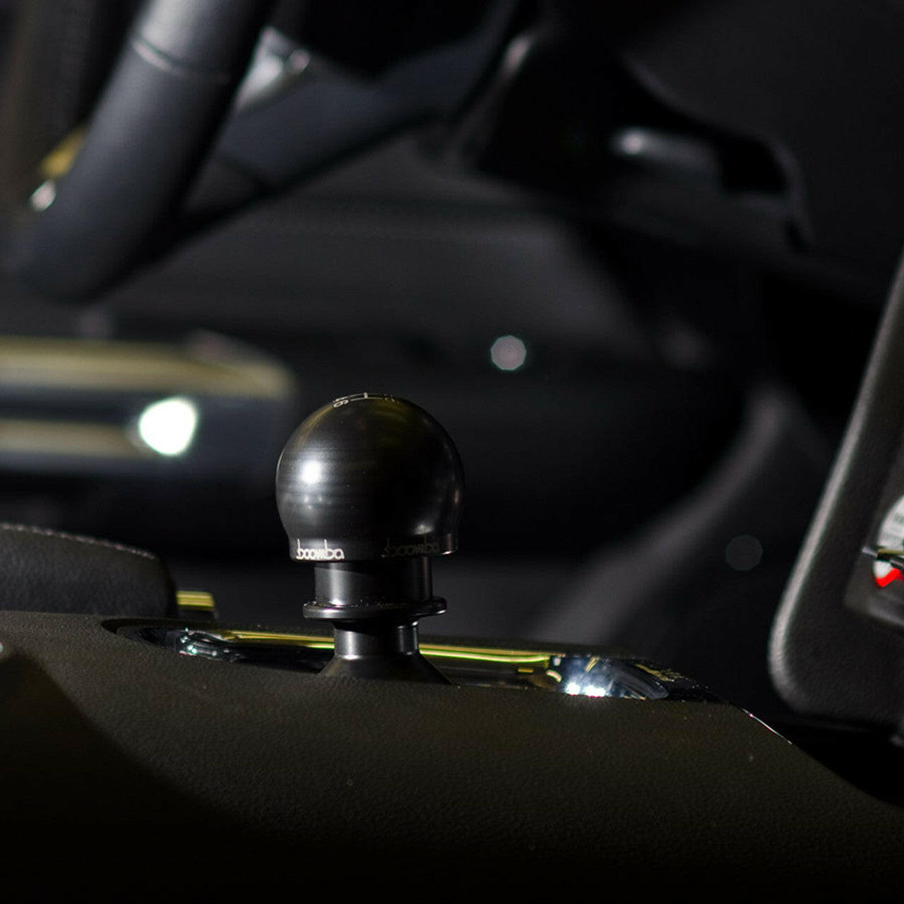 S550 MUSTANG SHIFT KNOB.