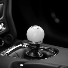 S550 MUSTANG SHIFT KNOB WHITE.