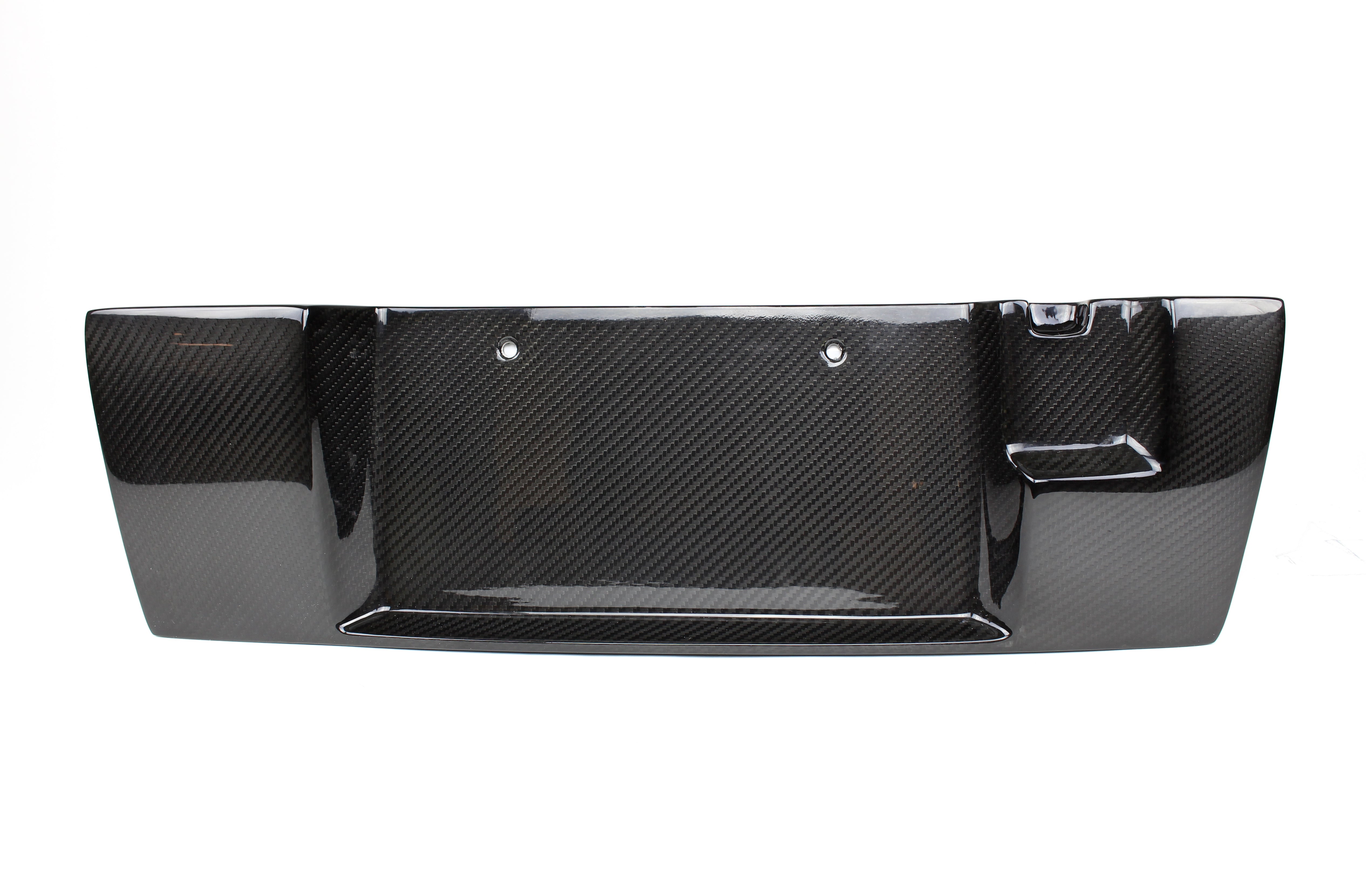 nissan-gtr-r35-license-plate-backing-2012-16