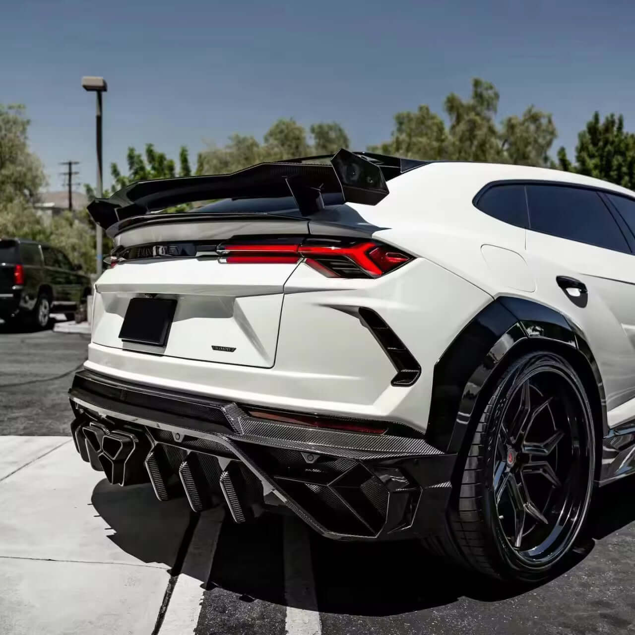 MSY Style Dry Carbon Fiber Rear Wing - Lamborghini Urus.