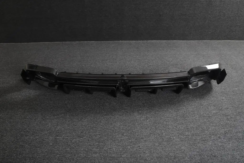 Prepreg Carbon Fiber Rear Diffuser - 2023+ R8 V10.