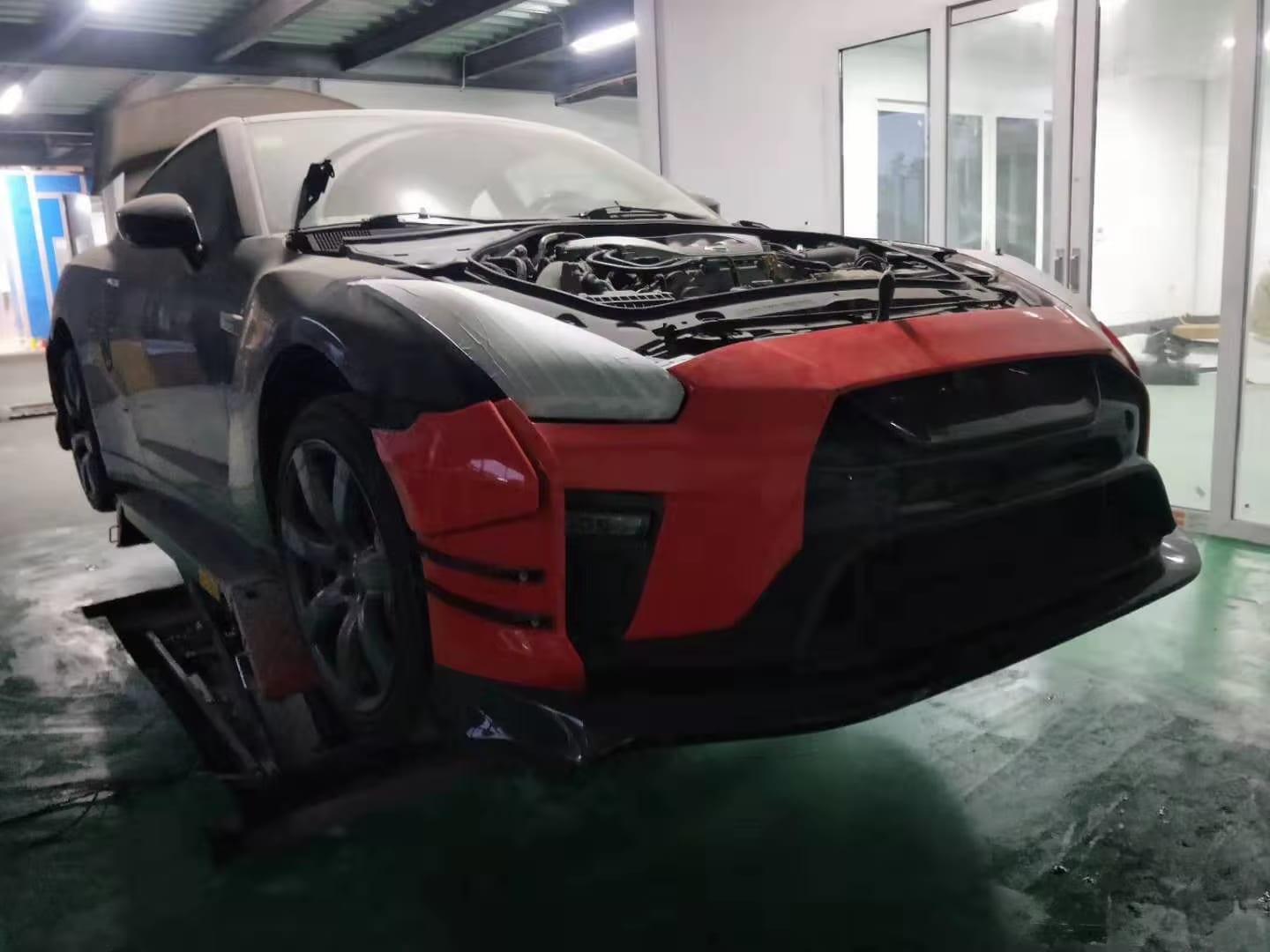 Carbon Fiber VRS Style Front Bumper w/ Front Lip - Nissan GTR R35.