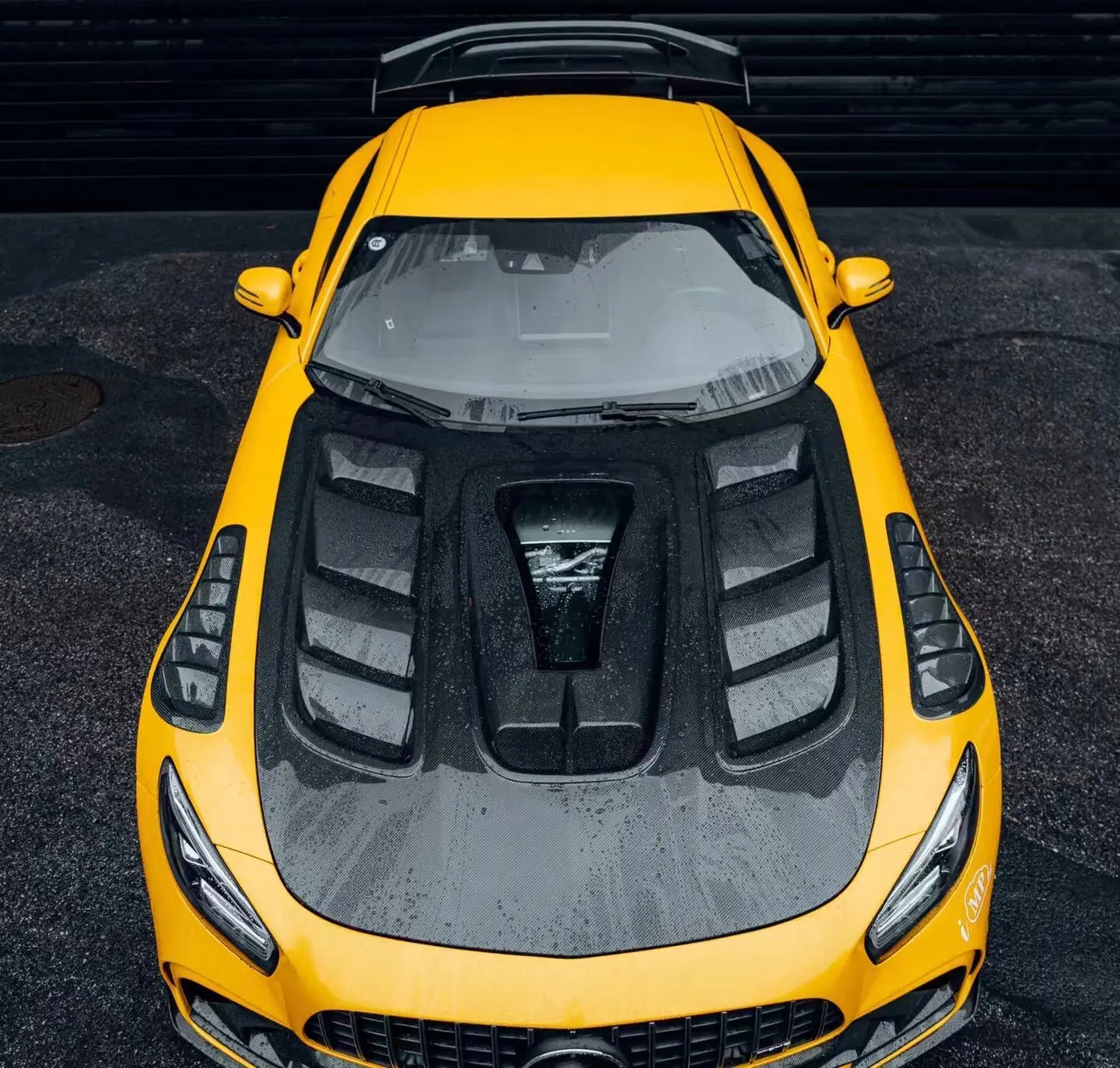 Carbon Fiber Vented Hood W/ Transparent Window V2 - Mercedes GT/GTR/GTS/GTC.