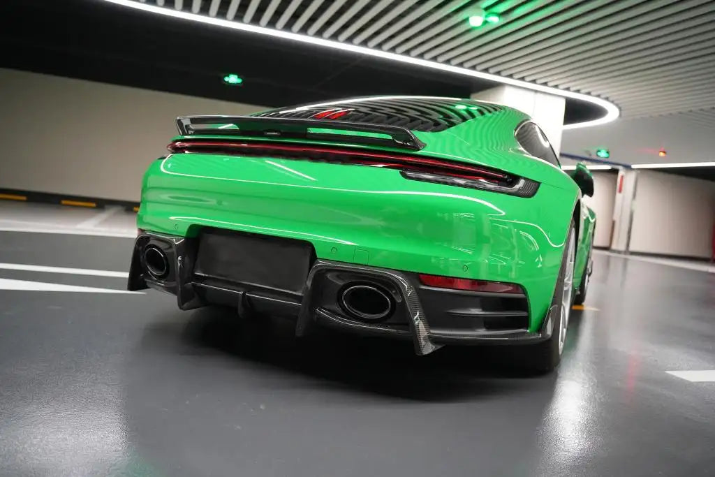 Prepreg Carbon Fiber 992 Rear Trunk Spoiler for Porsche 911 992 Targa Carrera S/4/4S 2019-2022.