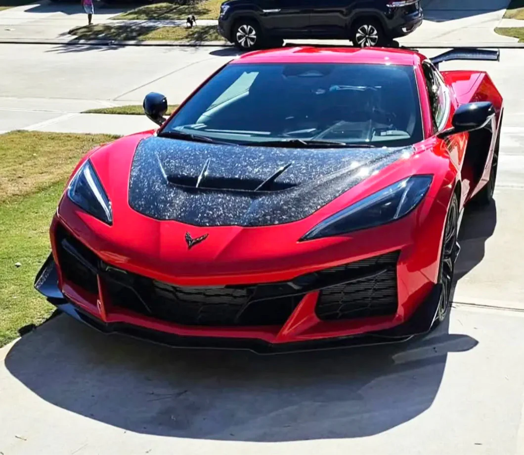 Vented Carbon Fiber Hood V3 - Corvette C8.