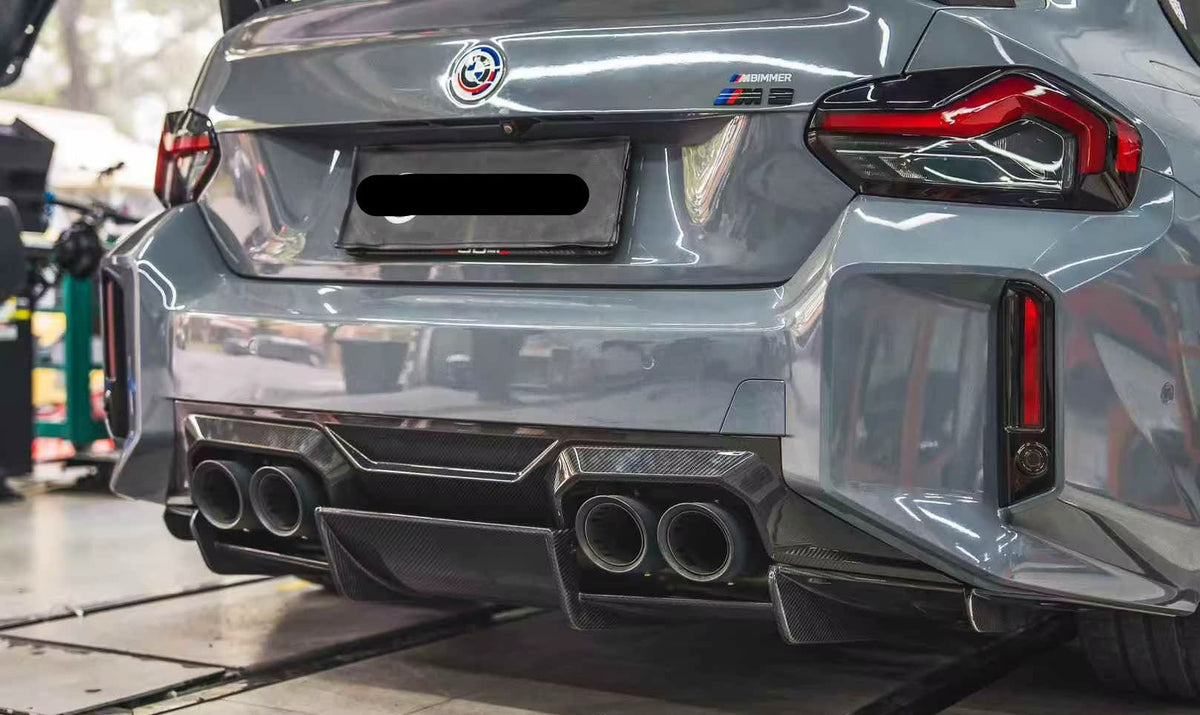 prepreg Carbon Fiber Rear Undertray Diffuser V2 - BMW G87 M2.