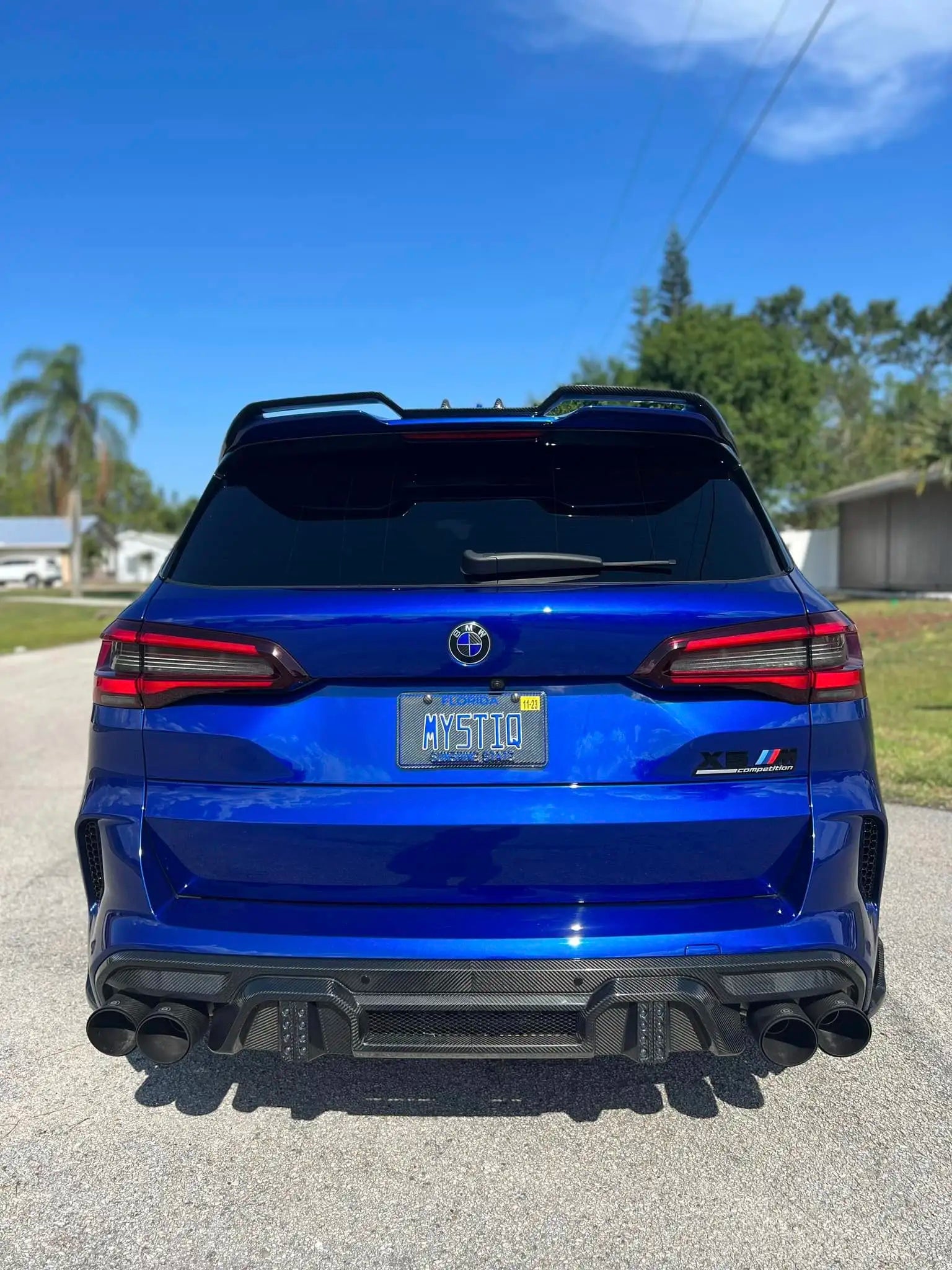 Prepreg Carbon Fiber Rear diffuser w/ LED - BMW X5M X6M.