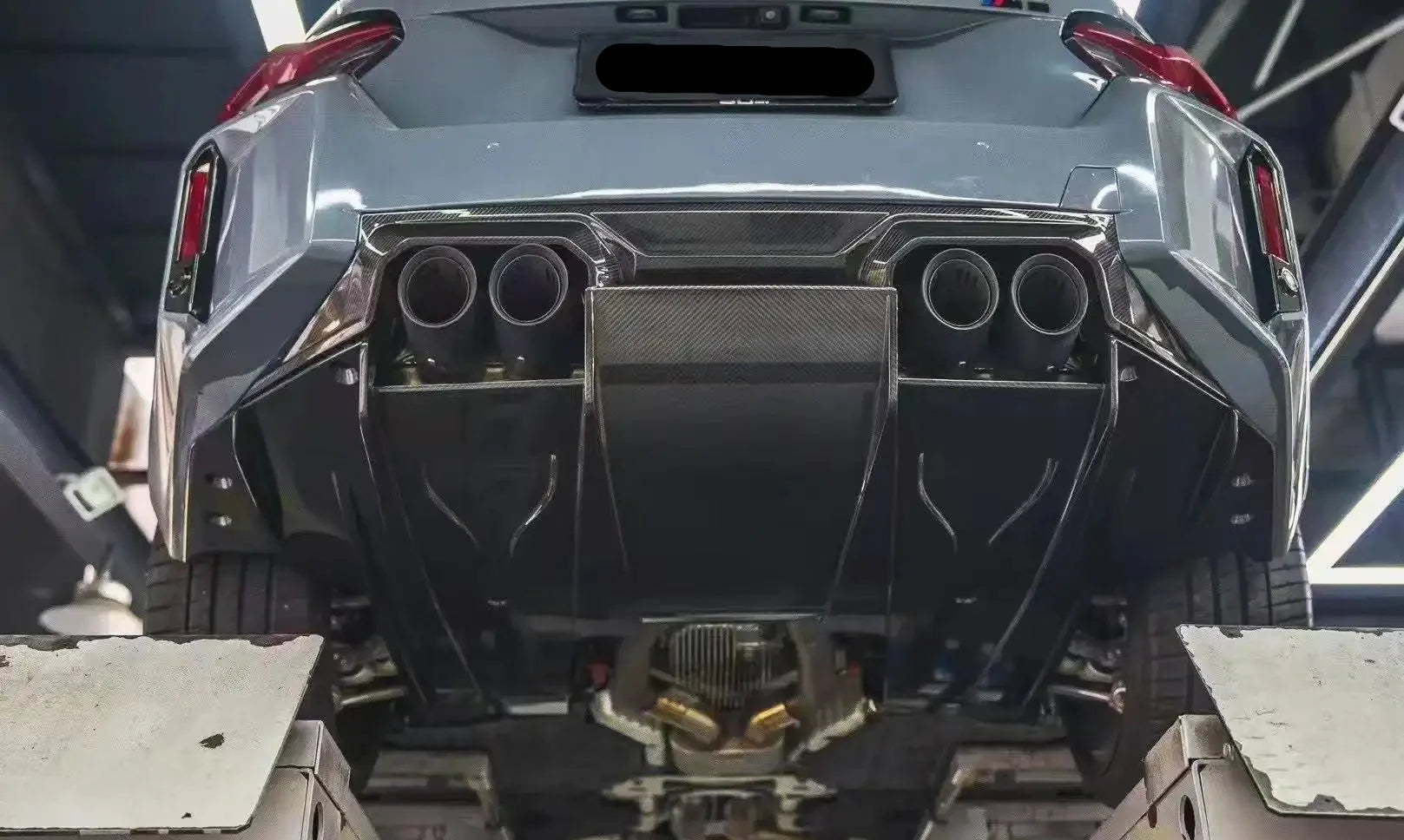 prepreg Carbon Fiber Rear Undertray Diffuser V2 - BMW G87 M2.