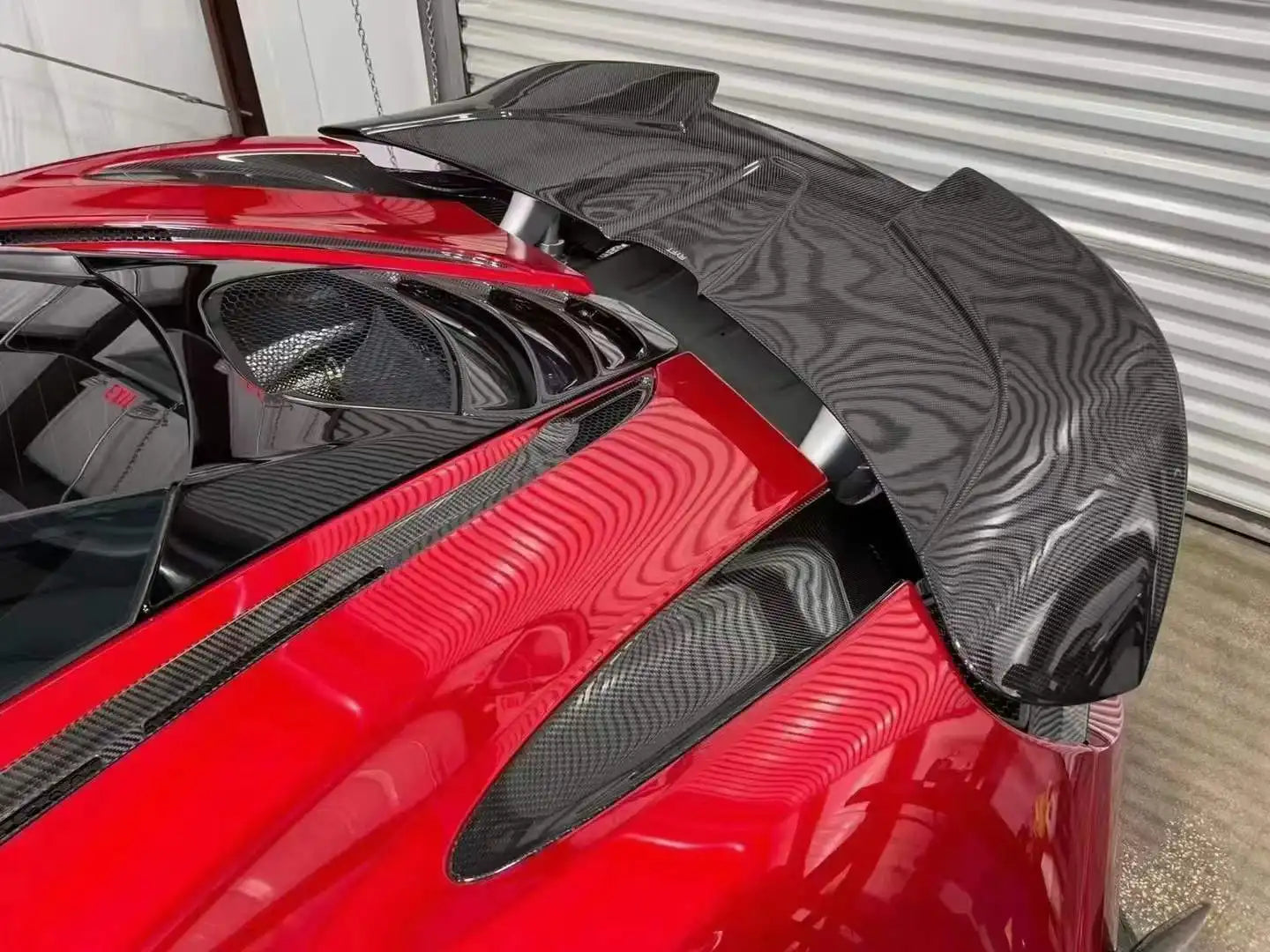 R Style Full Carbon Fiber Aero Kit - McLaren 720s.