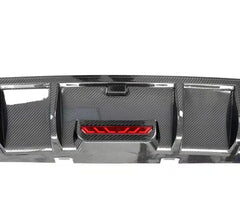 Prepreg Carbon Fiber Rear Diffuser w/led - Audi Q8 2020+.