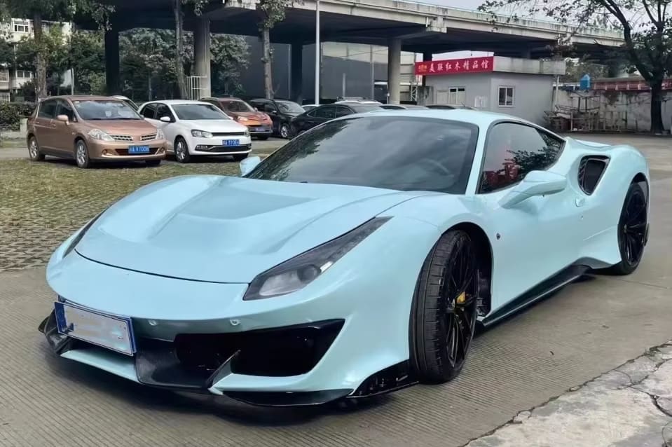 488 Pista Style Carbon Fiber Full Conversion Kit - Ferrari 488.