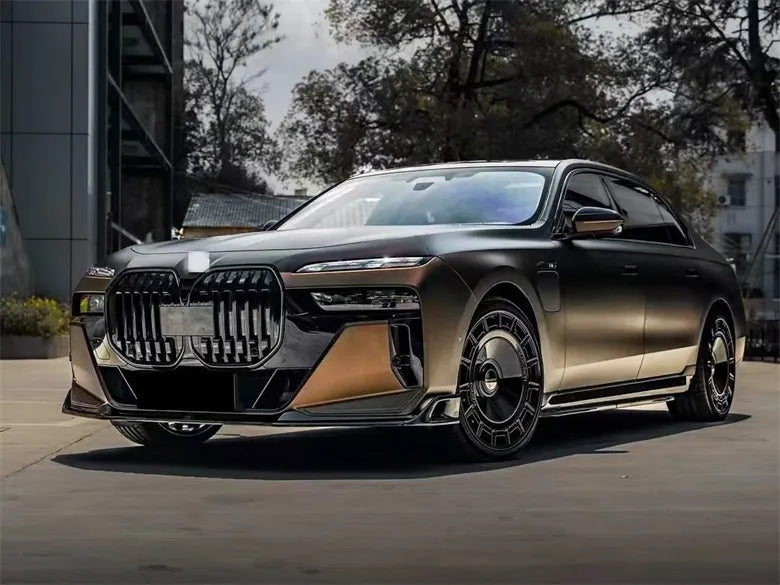 AE Style Carbon fiber front lip -  BMW 7 Series G70 2023+.
